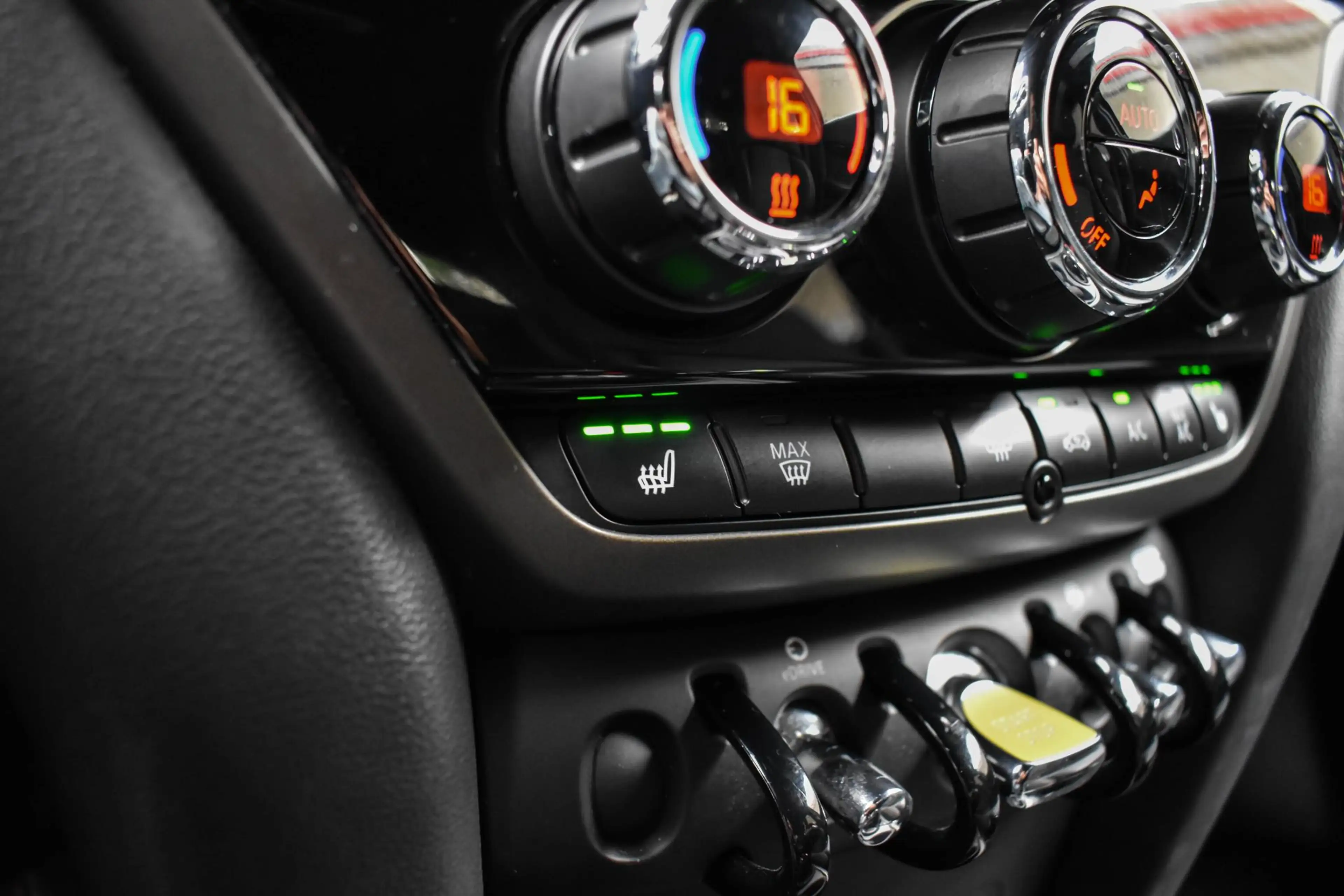 MINI Cooper SE Countryman 1.5 ALL4 Classic stoelverwarming Carpla — photo 28