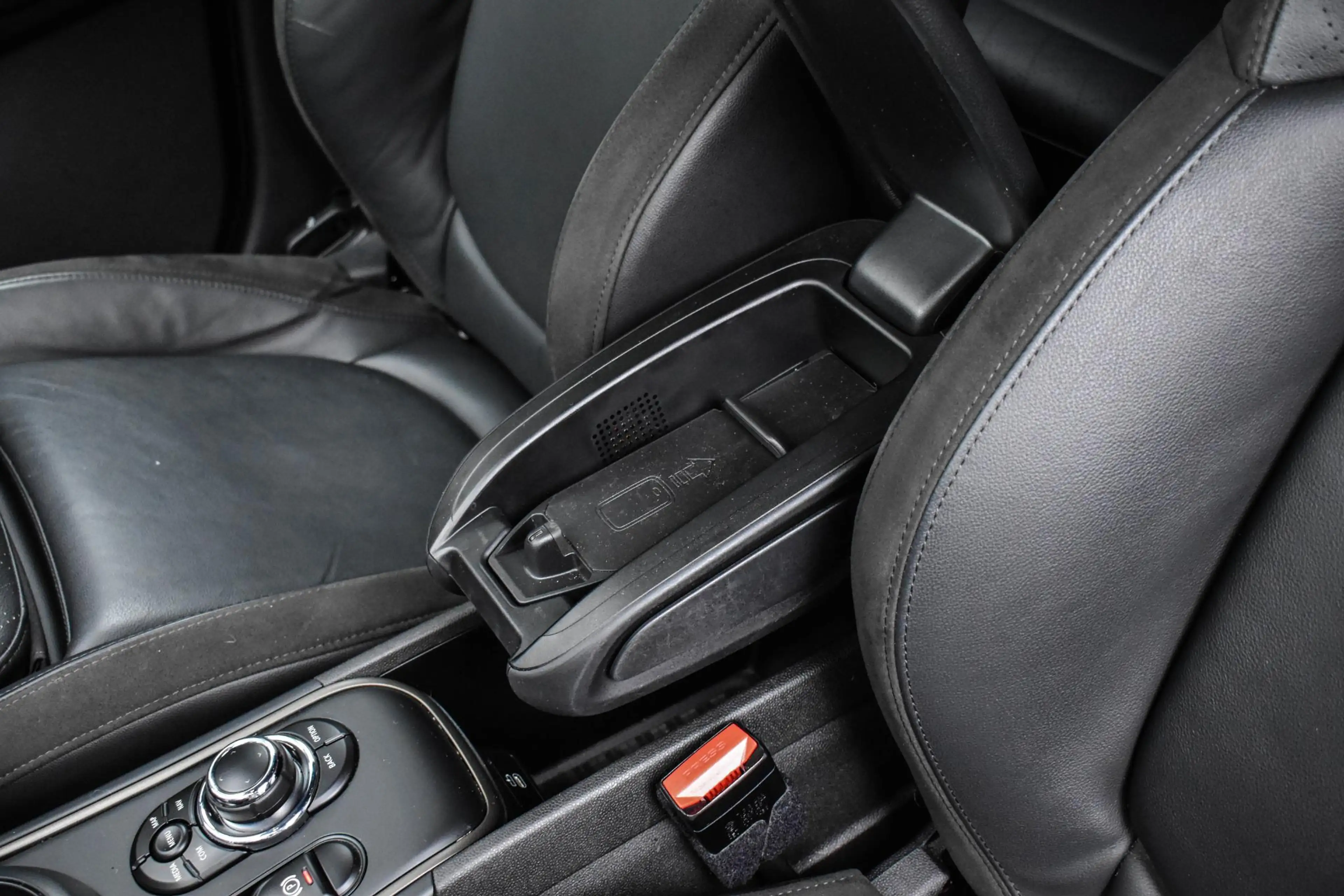 MINI Cooper SE Countryman 1.5 ALL4 Classic stoelverwarming Carpla — photo 48