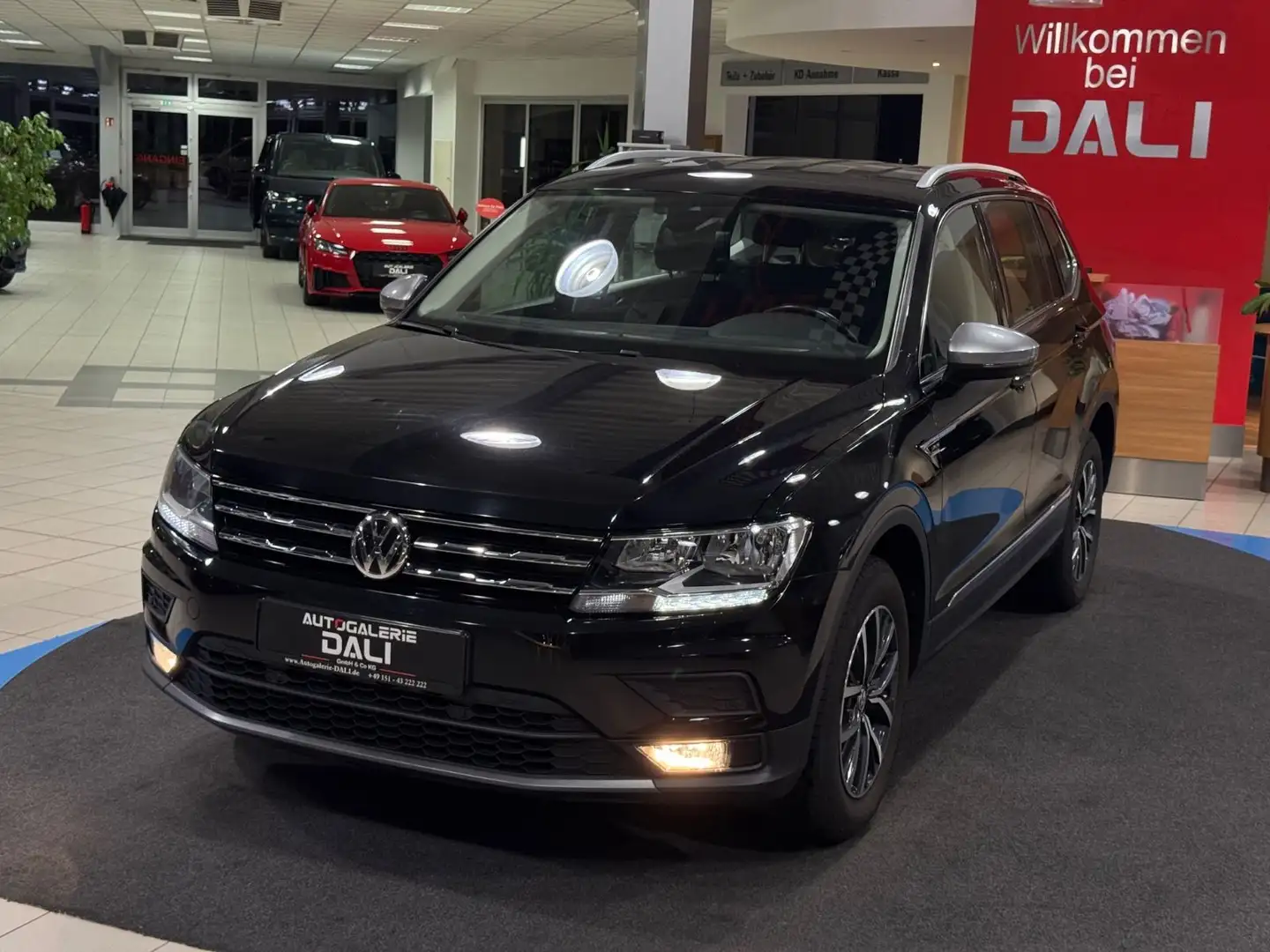 Volkswagen Tiguan Allspace Tiguan 2.0 TSI Allspace Comfortline 4Motion-AHK- Zwart - 1