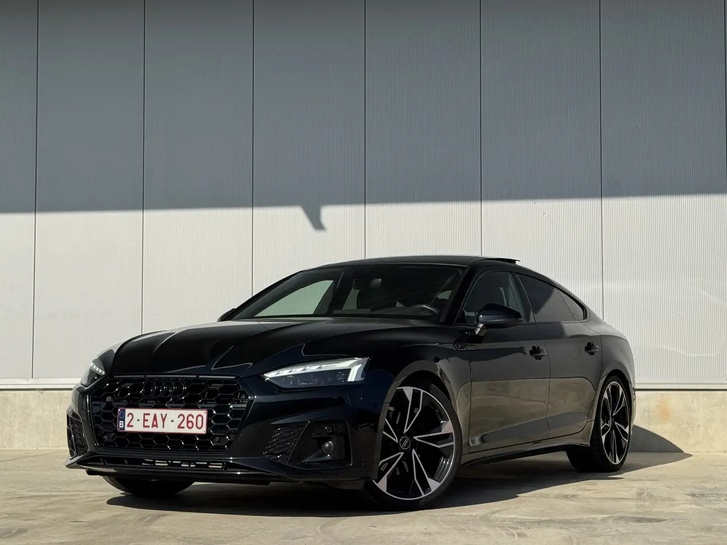 Audi A5 Sportback 35 TFSI S tronic line Noir - 1
