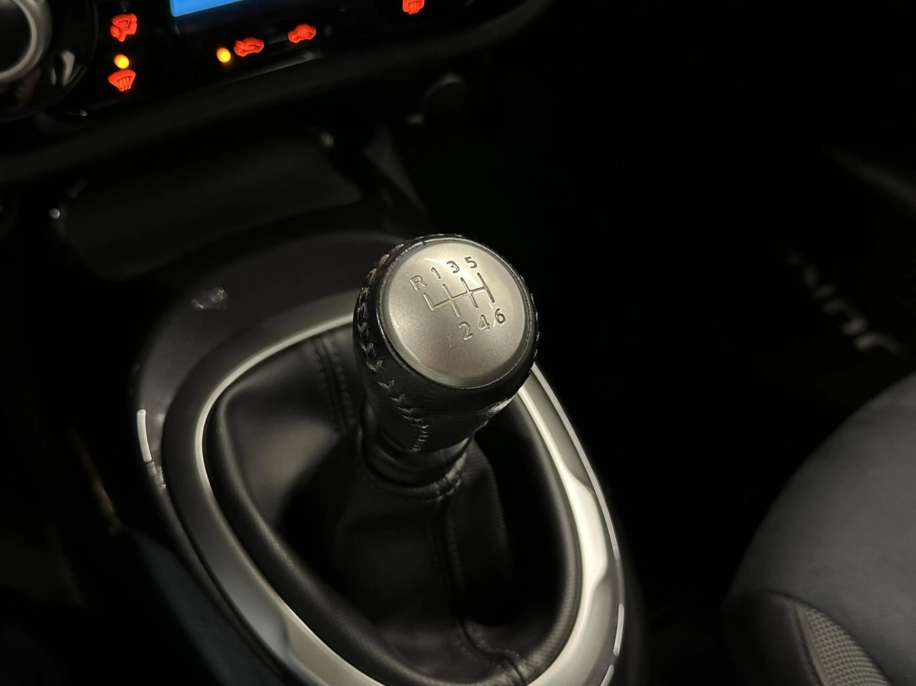 Nissan Juke 1.2 DIG-T S/S N-Connecta|Bose|Camera|Trekhaak|Navi — photo 42