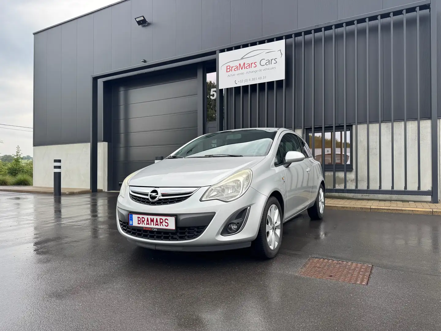 Opel Corsa Corsa 1.2i Cosmo ✅ 12 MOIS DE GARANTIE ✅ Plateado - 1