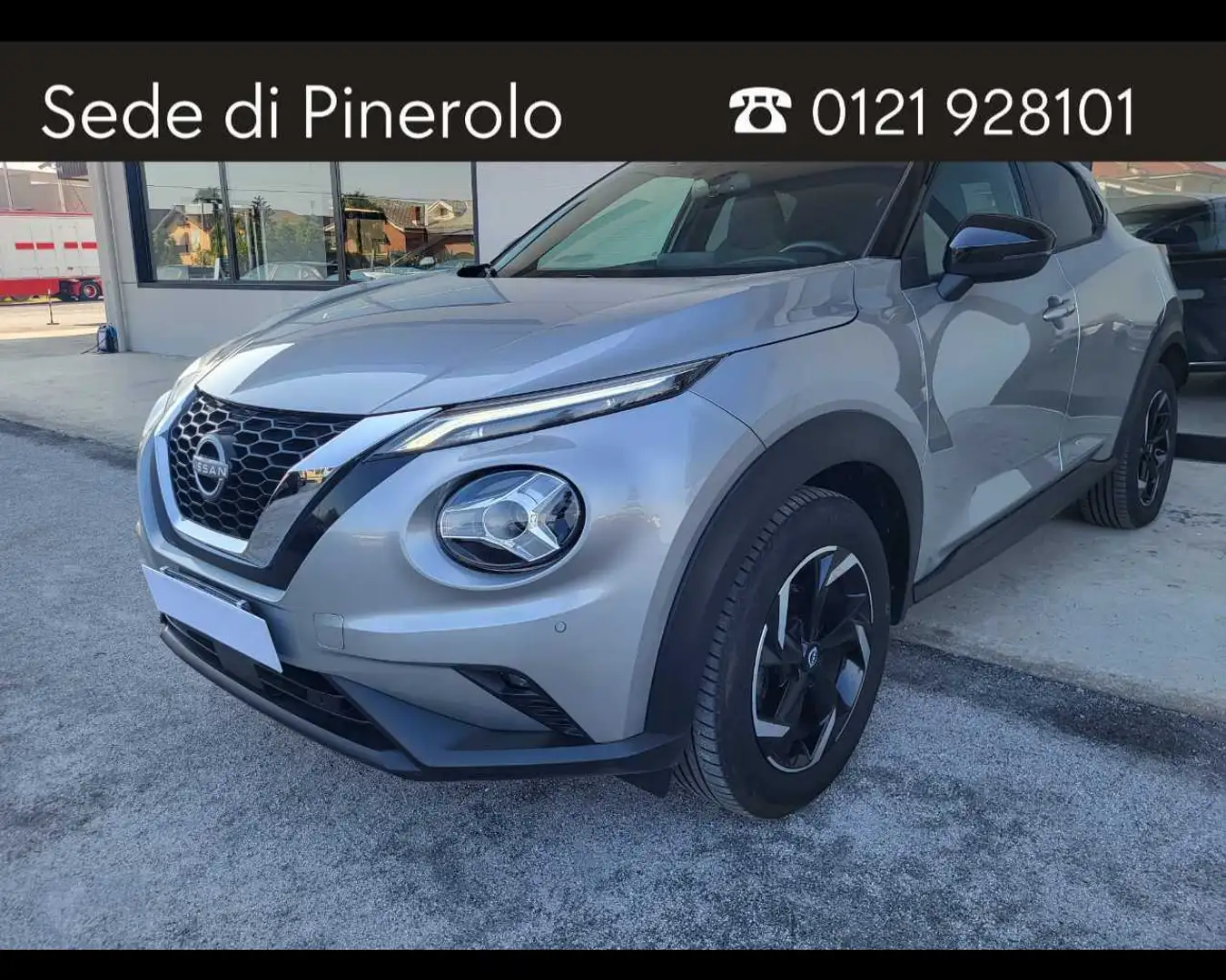 Nissan Juke 1.0 DIG-T N-Connecta - 1