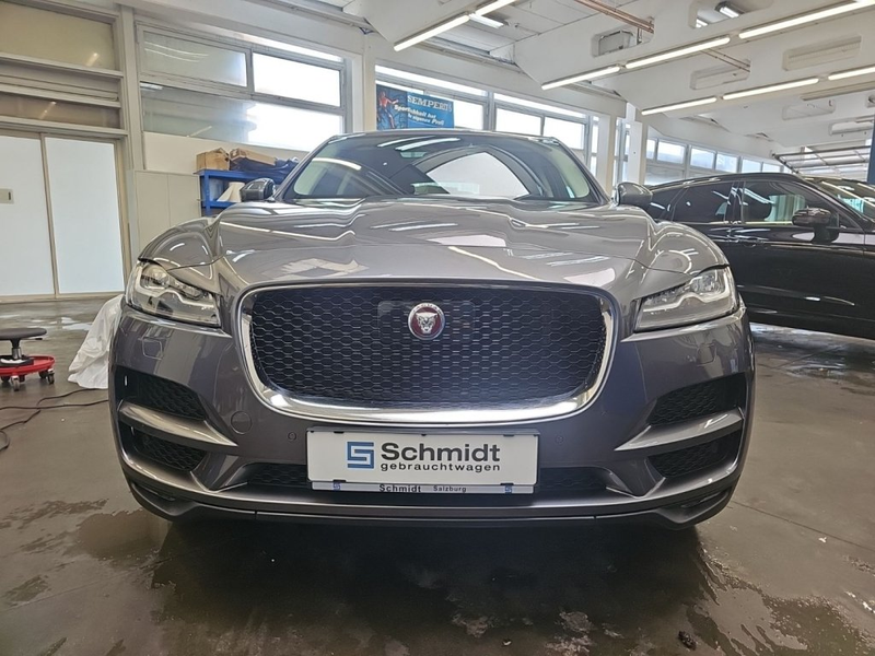 Jaguar F-Pace 20d AWD Prestige Aut. — photo 14