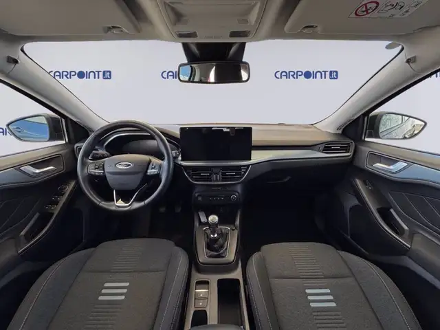 Ford Focus view 10