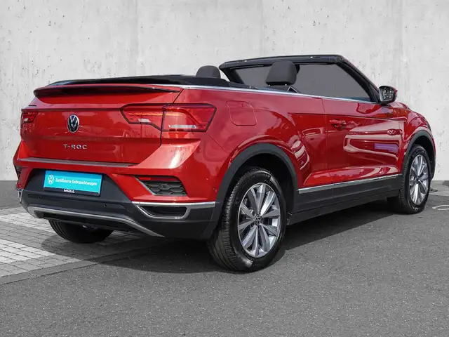 Volkswagen T-Roc view 4