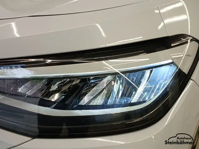 Volkswagen Id.4 view 12