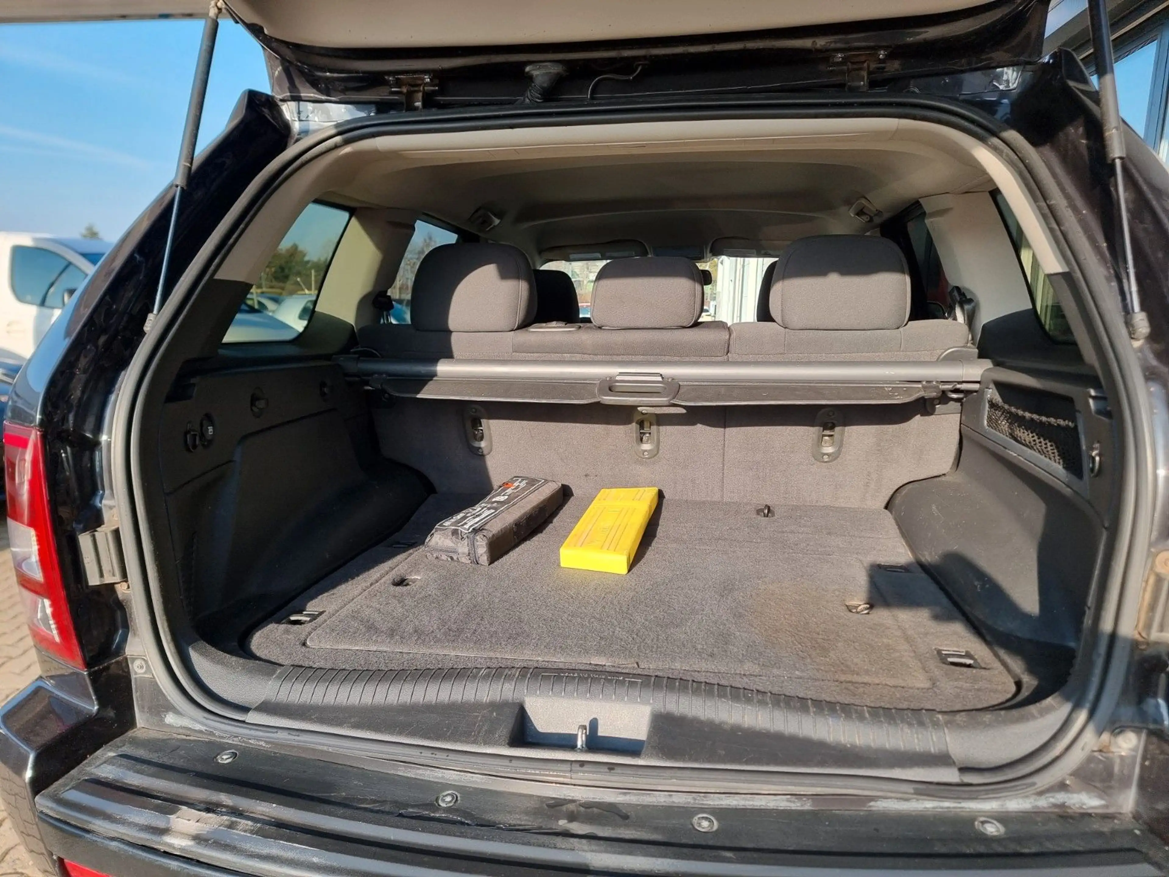 Jeep Grand Cherokee 3.0 CRD Laredo/AHK/ BF Goodrich A — photo 12