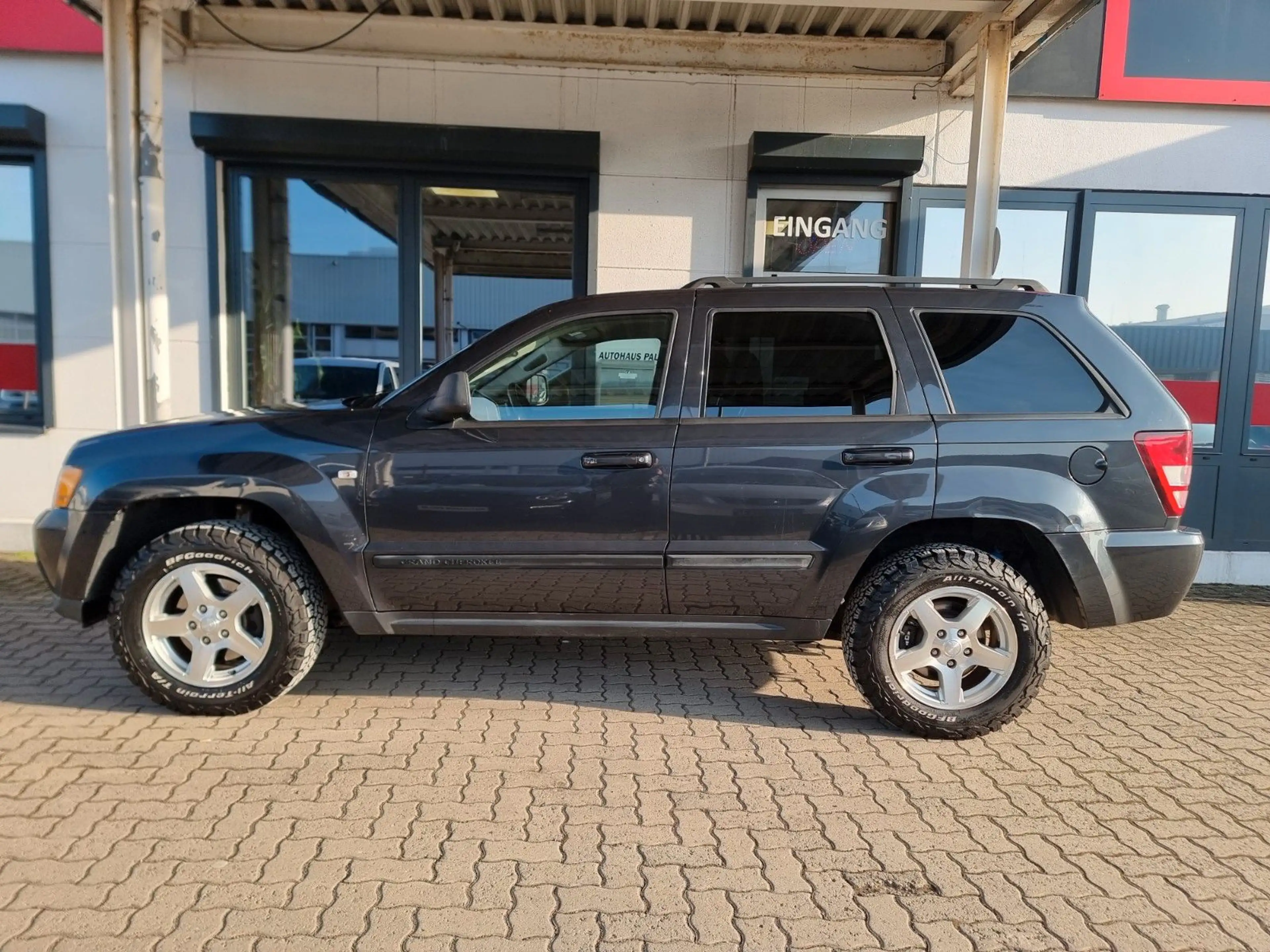 Jeep Grand Cherokee 3.0 CRD Laredo/AHK/ BF Goodrich A — photo 5