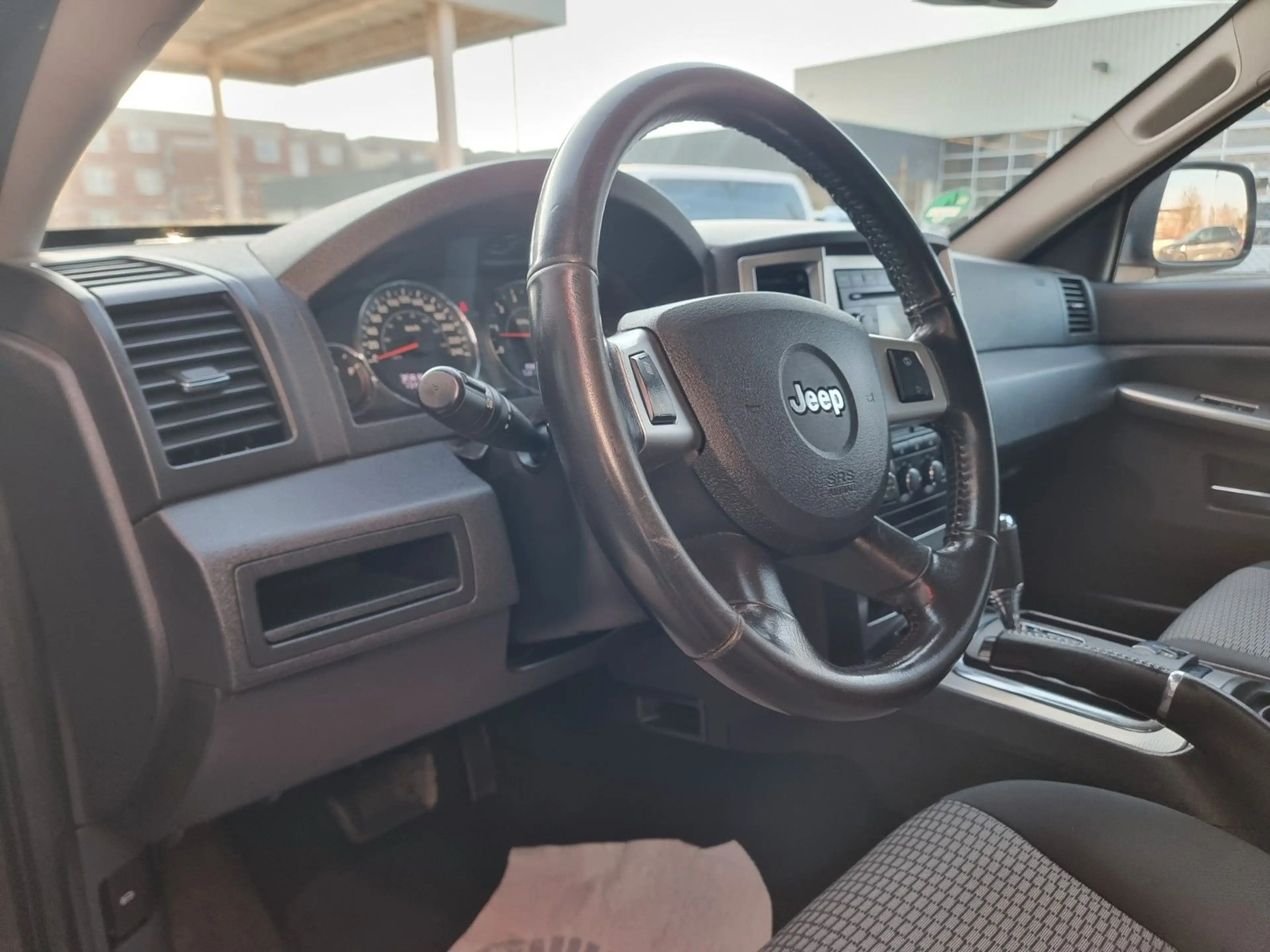 Jeep Grand Cherokee 3.0 CRD Laredo/AHK/ BF Goodrich A — photo 9