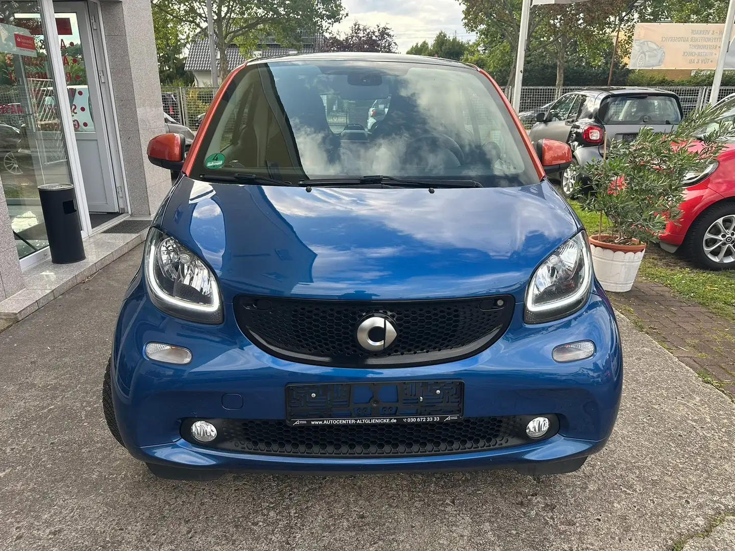 smart forTwo Navi,Pano,Automatik,JBL Blau - 1