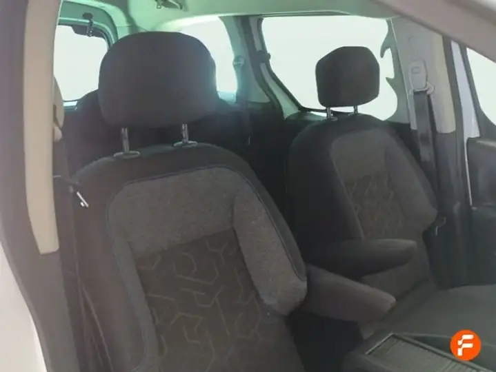 Peugeot Partner Tepee 1.6 BlueHDI Outdoor 2017, foto 11