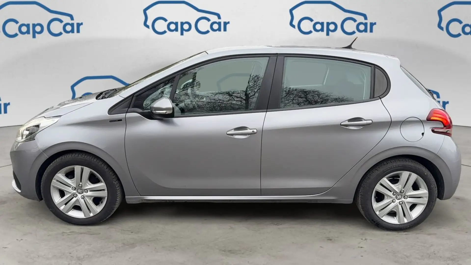 Peugeot 208 1.2 PureTech 82 Signature - 2