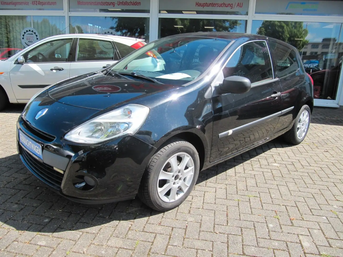 Renault Clio III GPS,Klima,Tüv neu,8fach Bereift,Euro5 Noir - 1