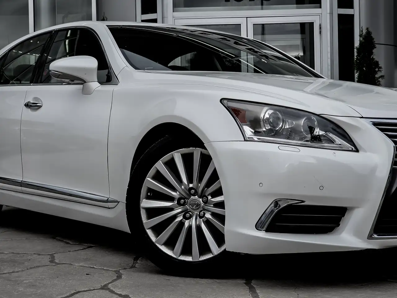 Lexus LS photo Lexus LS