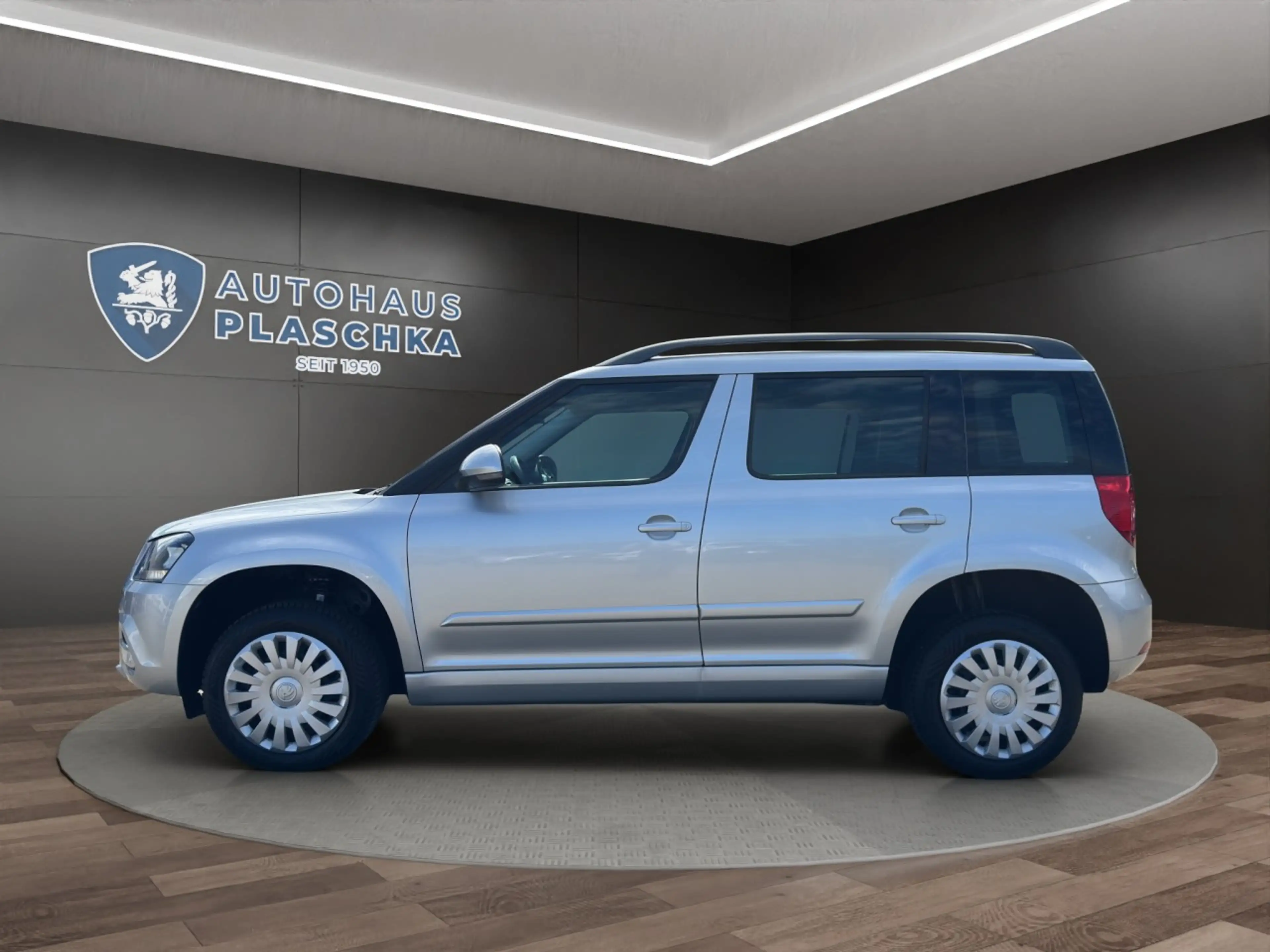 Skoda Yeti 1.2 TSI Cool Edition PDC*SHZ*KLIMA Klima — photo 8