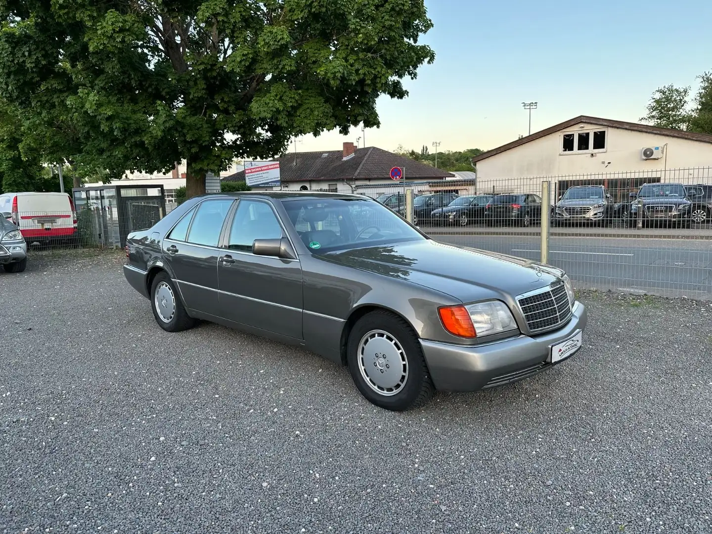 Mercedes-Benz S 400 SE 125.000km H-Kenzeichen TÜV Gri - 1