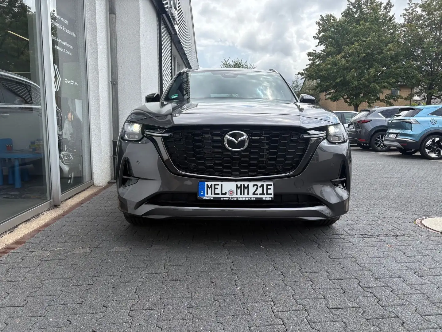 Mazda CX-80 2.5 e-SKYACTIV-PHEV Hybrid Homura Plus AWD Grau - 2