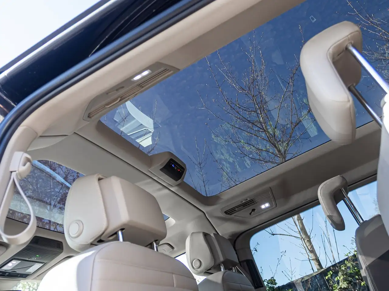 Volkswagen T7 Multivan Multivan 2.0 TSI DSG LÜ "Life" ACC HuD EPH DCC 17