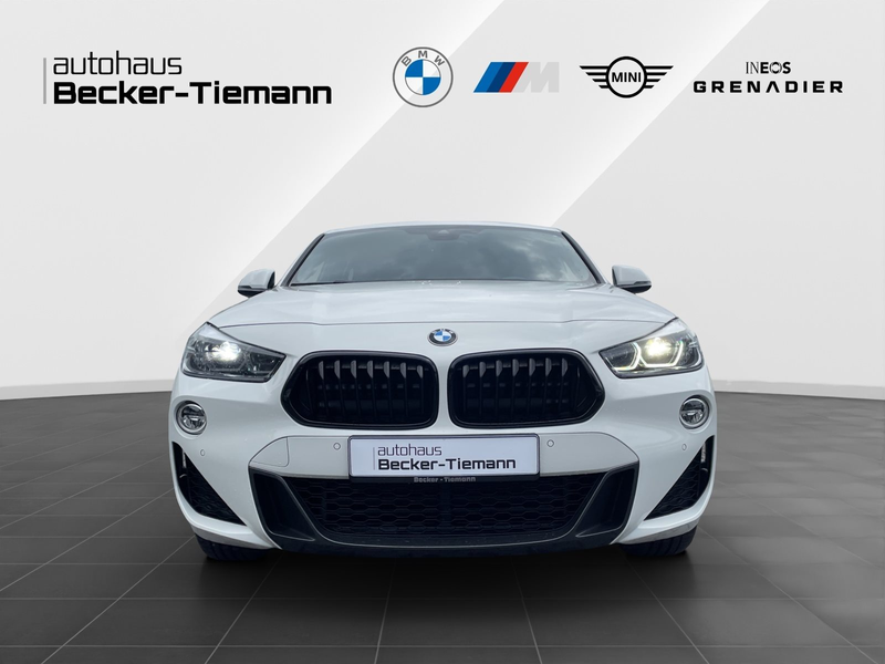 BMW X2 xDrive25d M Sport/ AHK/ Navi/ PanoDach/ PDC/ Autom — photo 2