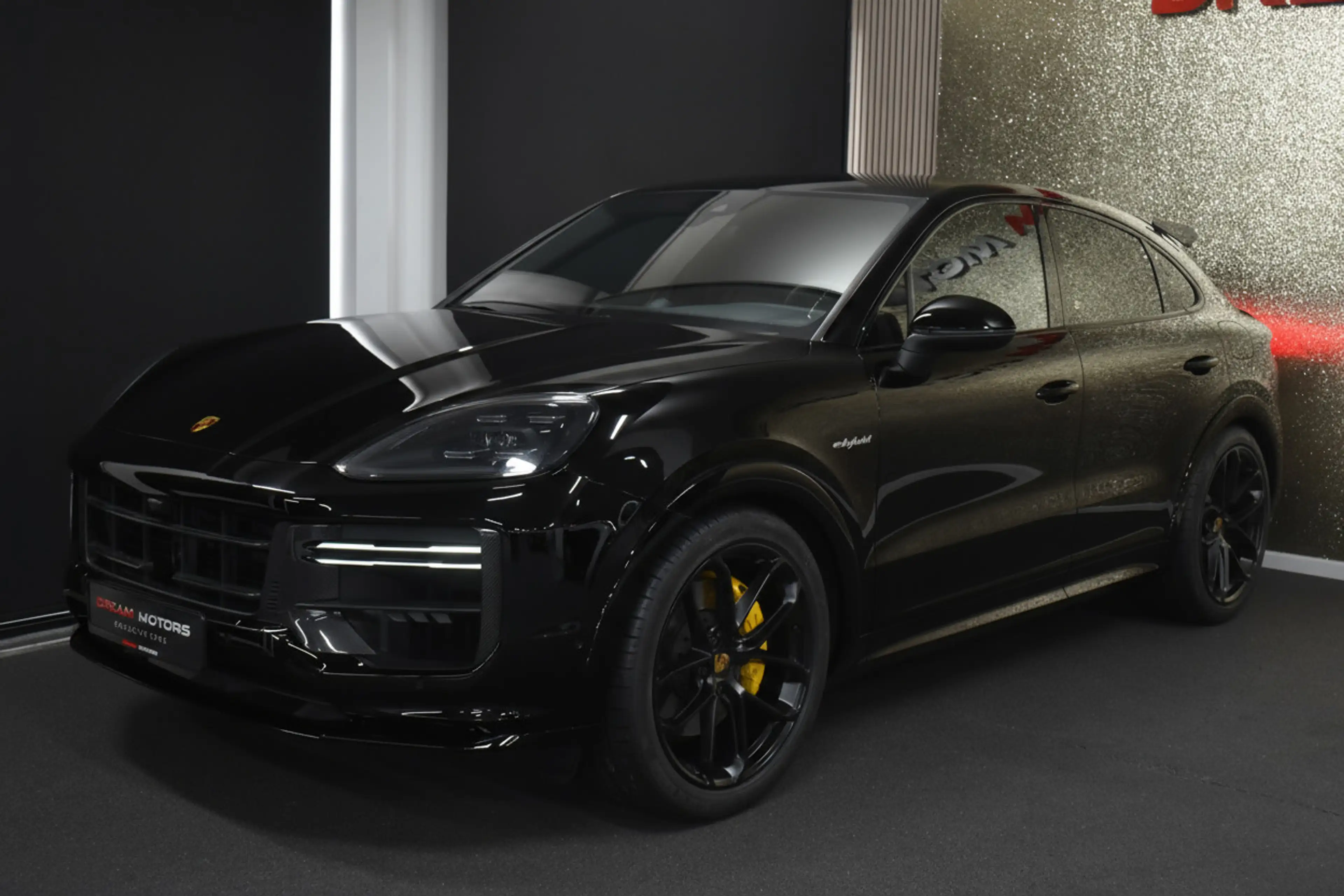 Porsche Cayenne Coupé 3.0 E-Hybrid TURBO GT 470pk | BIJRIJDERSDISP — photo 9