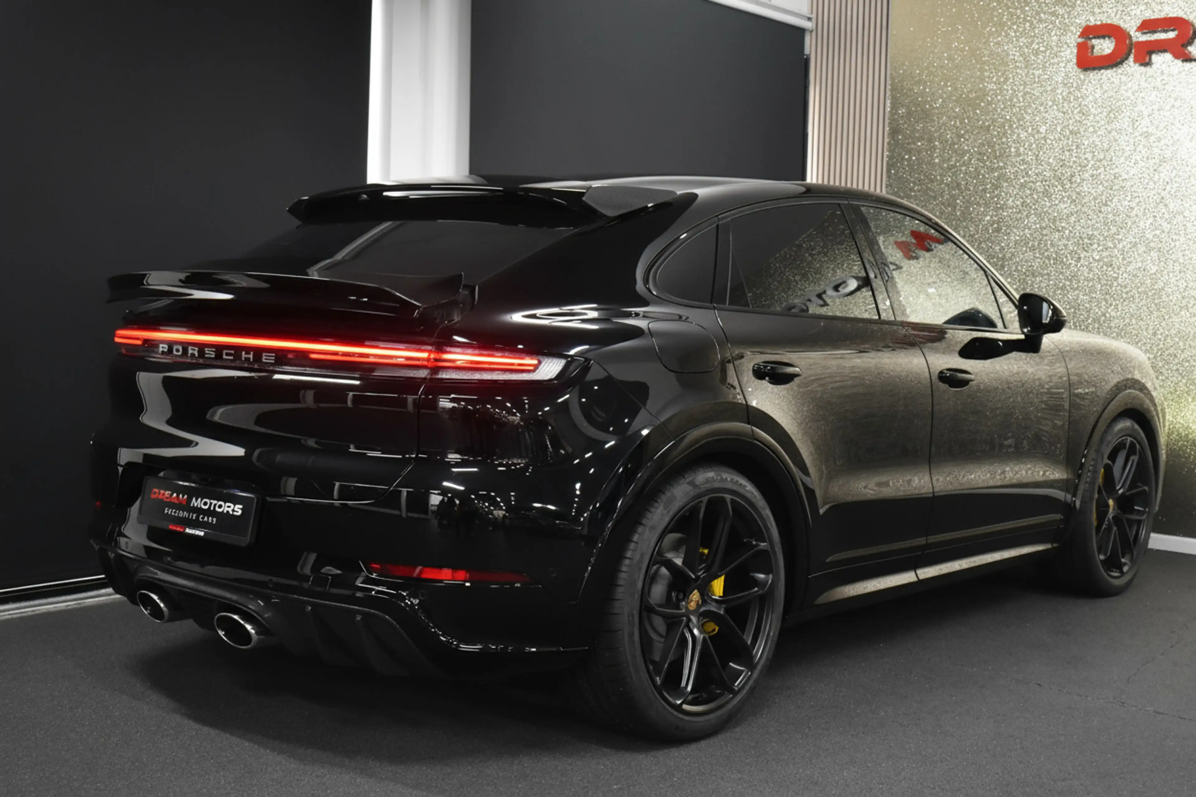 Porsche Cayenne Coupé 3.0 E-Hybrid TURBO GT 470pk | BIJRIJDERSDISP — photo 15