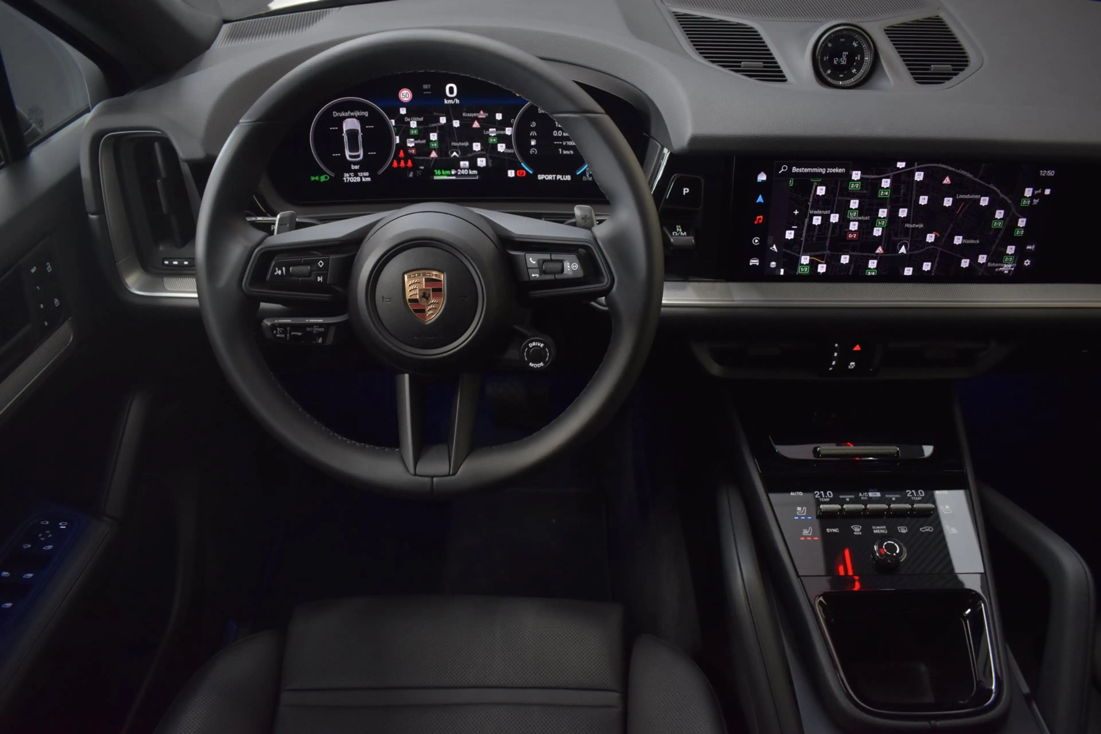 Porsche Cayenne Coupé 3.0 E-Hybrid TURBO GT 470pk | BIJRIJDERSDISP — photo 4
