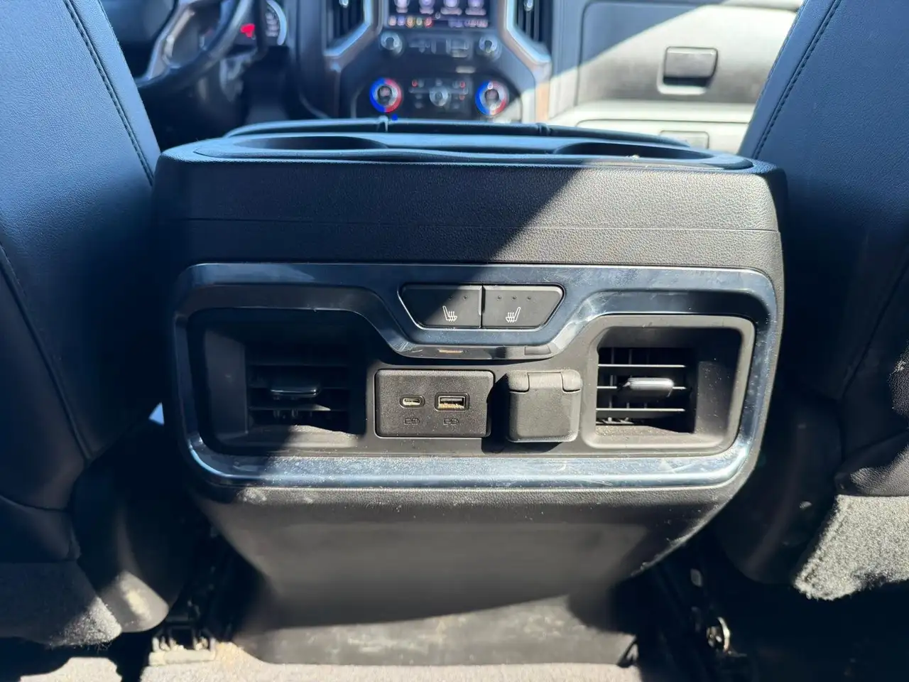 Chevrolet Silverado 1500 снимка Chevrolet Silverado 1500