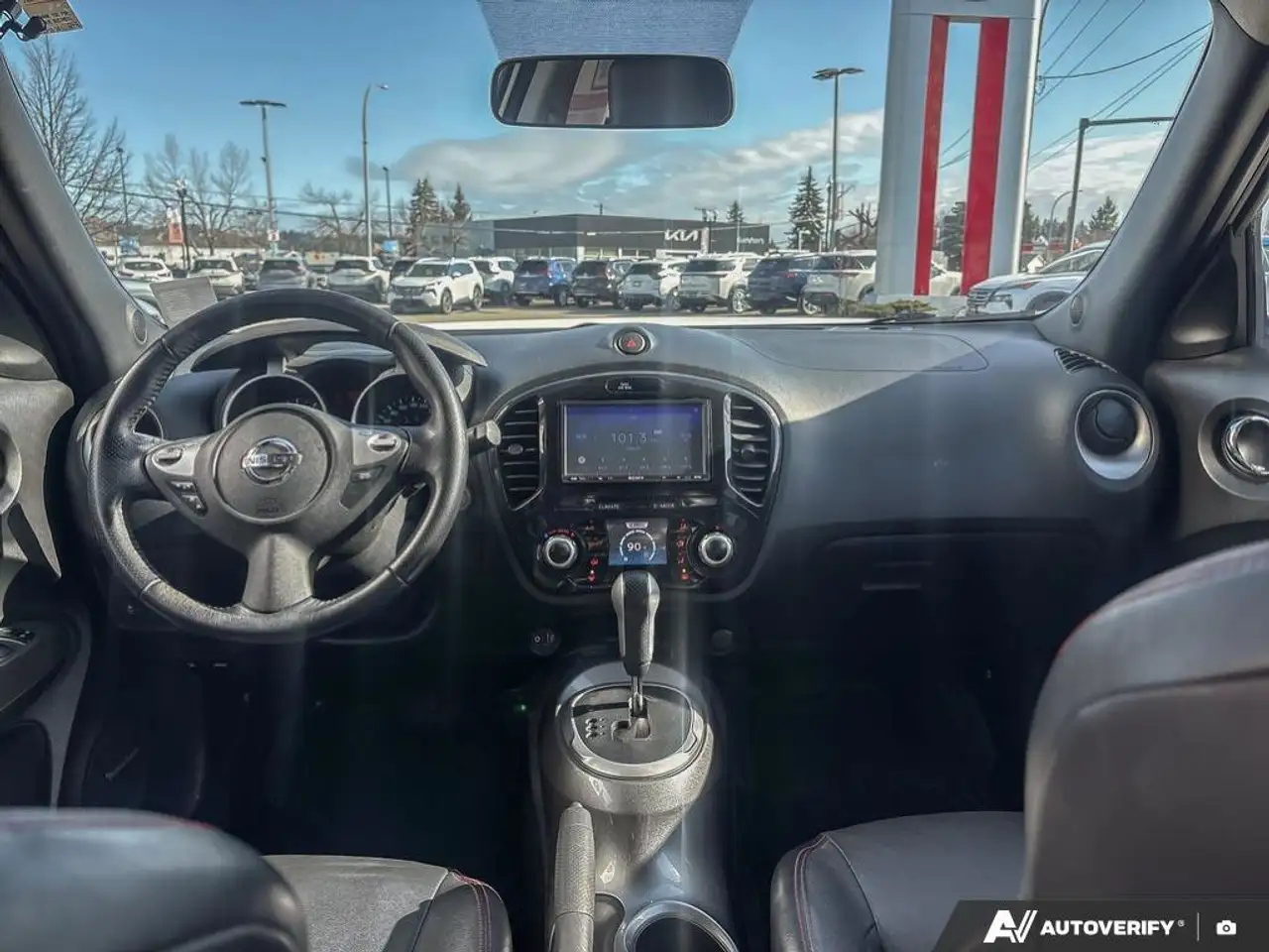 Nissan Juke снимка Nissan Juke