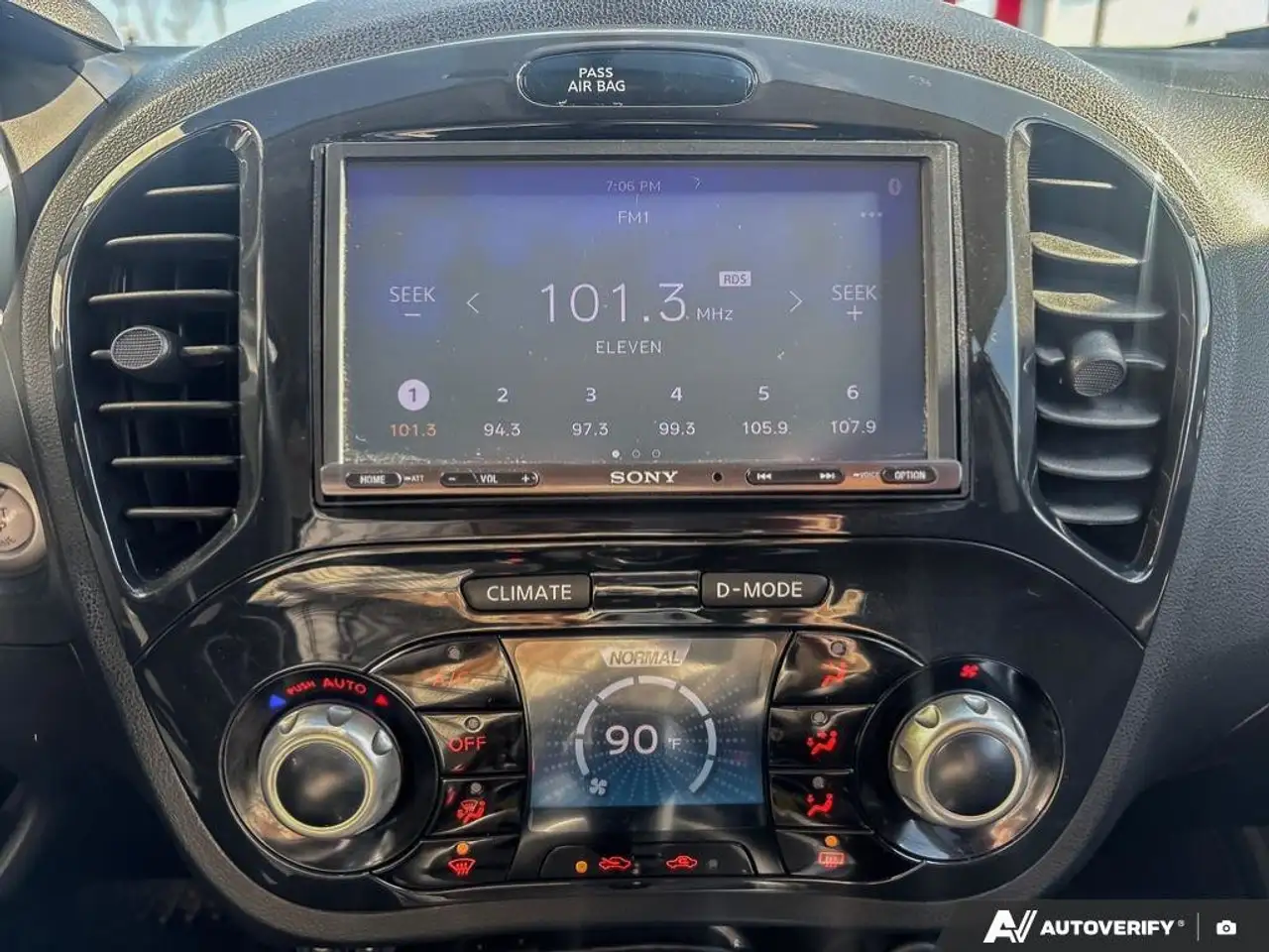 Nissan Juke снимка Nissan Juke
