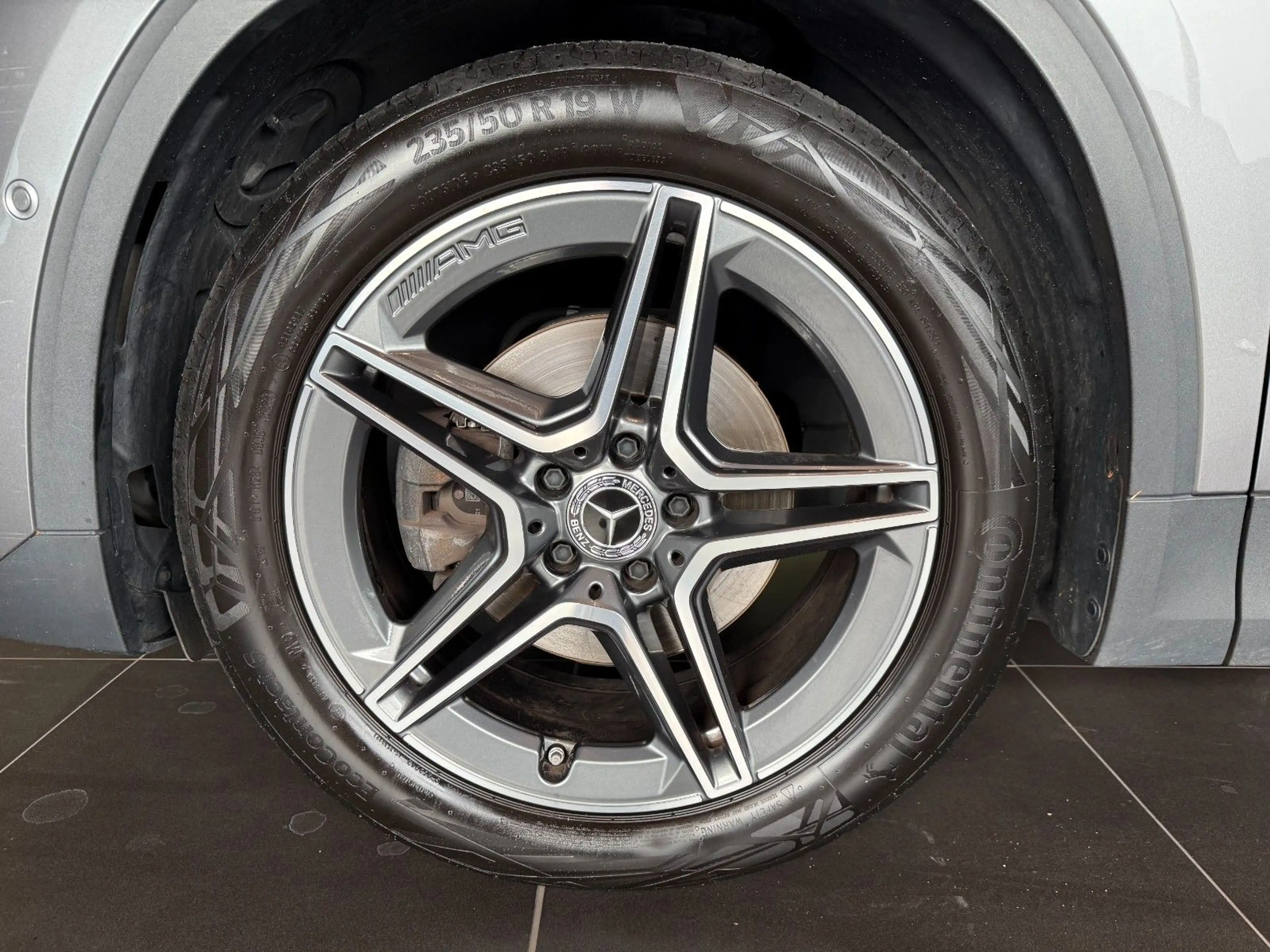 Mercedes-Benz GLA 200 4Matic AMG-Line*Pano*MBUX*Carbon*Kamera — photo 12