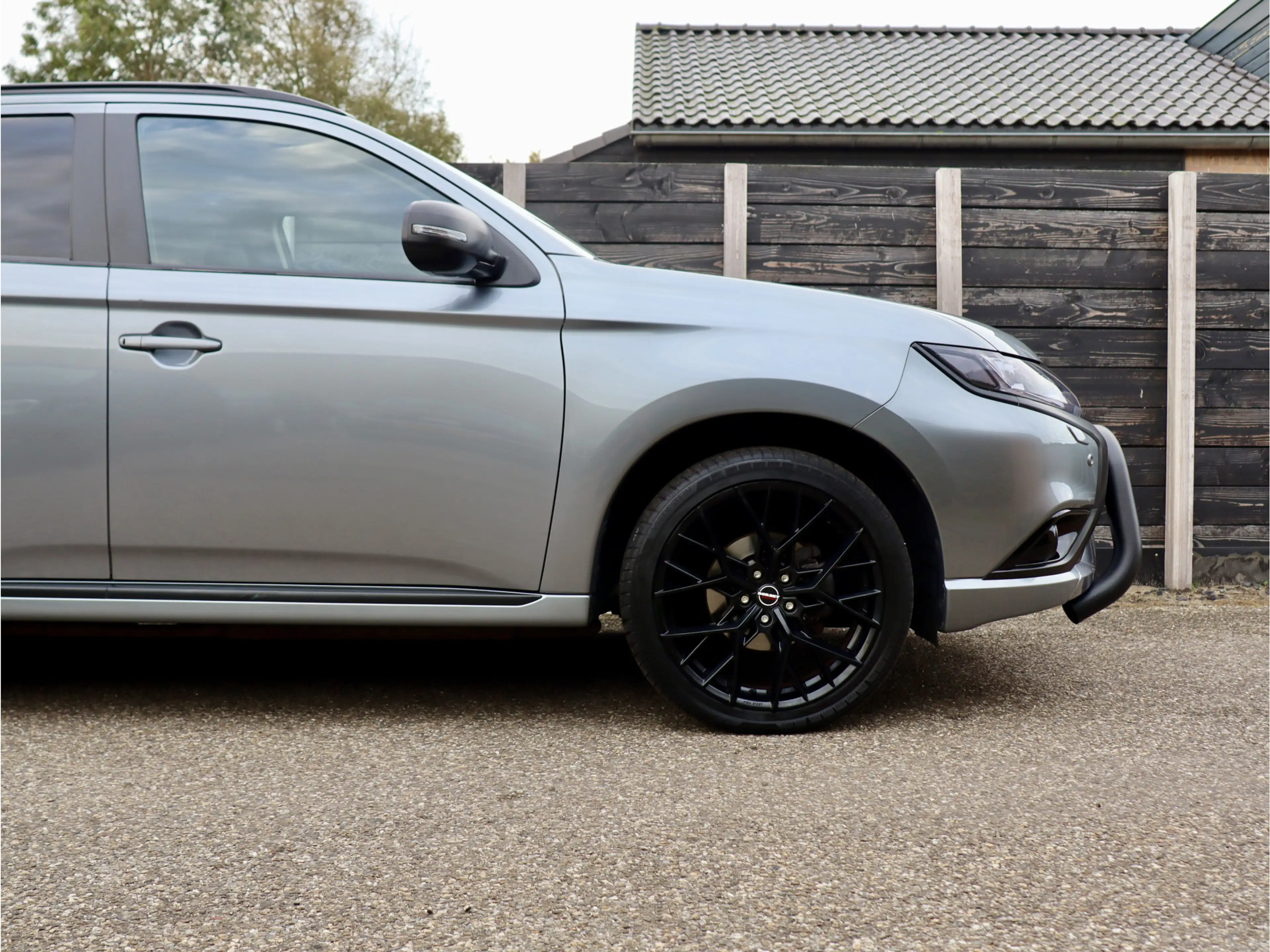 Mitsubishi Outlander 2.0 PHEV Executive Edition NL-auto | bullbar | 20 — photo 32