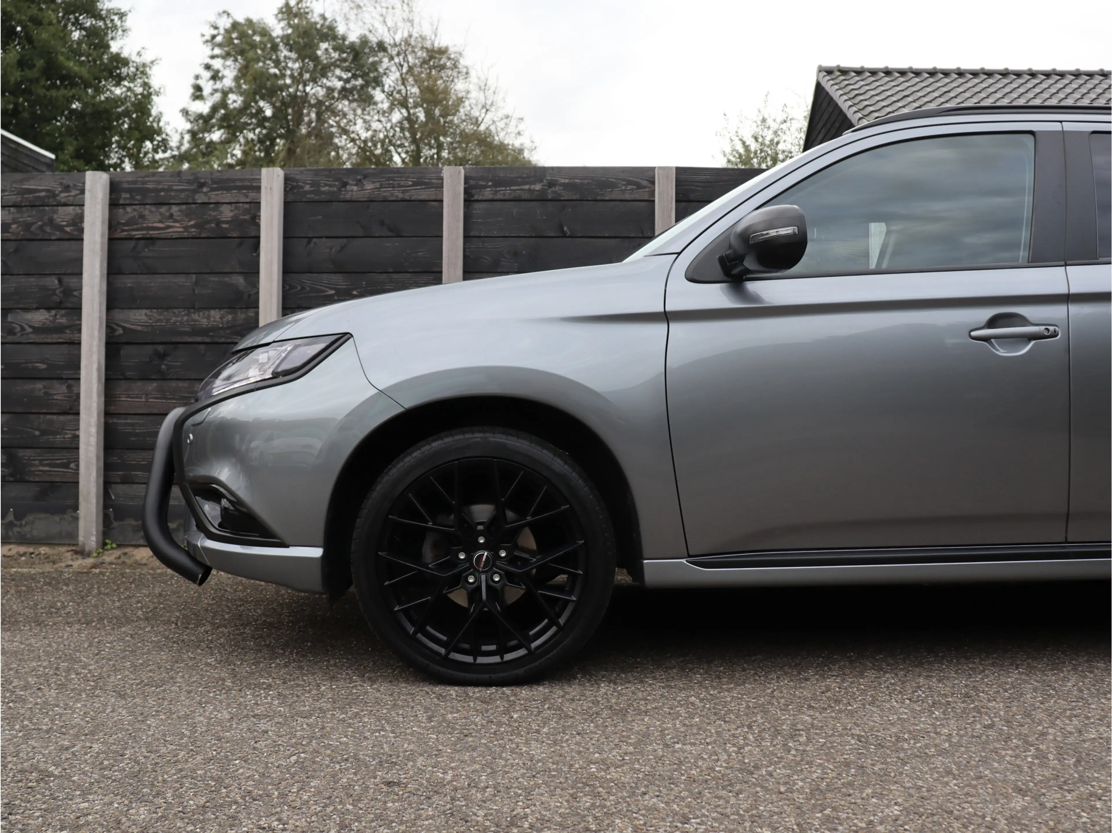 Mitsubishi Outlander 2.0 PHEV Executive Edition NL-auto | bullbar | 20 — photo 13