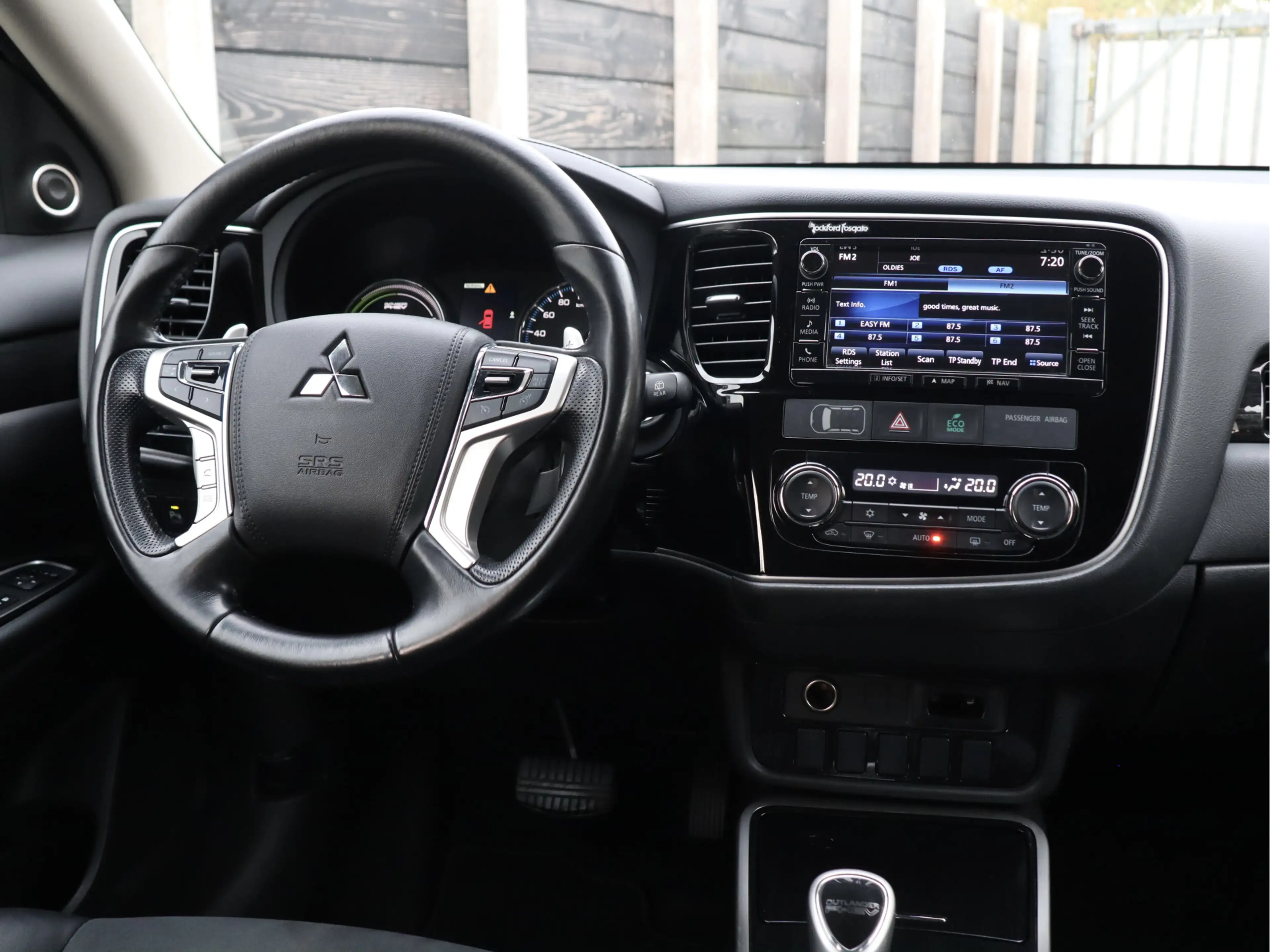 Mitsubishi Outlander 2.0 PHEV Executive Edition NL-auto | bullbar | 20 — photo 34