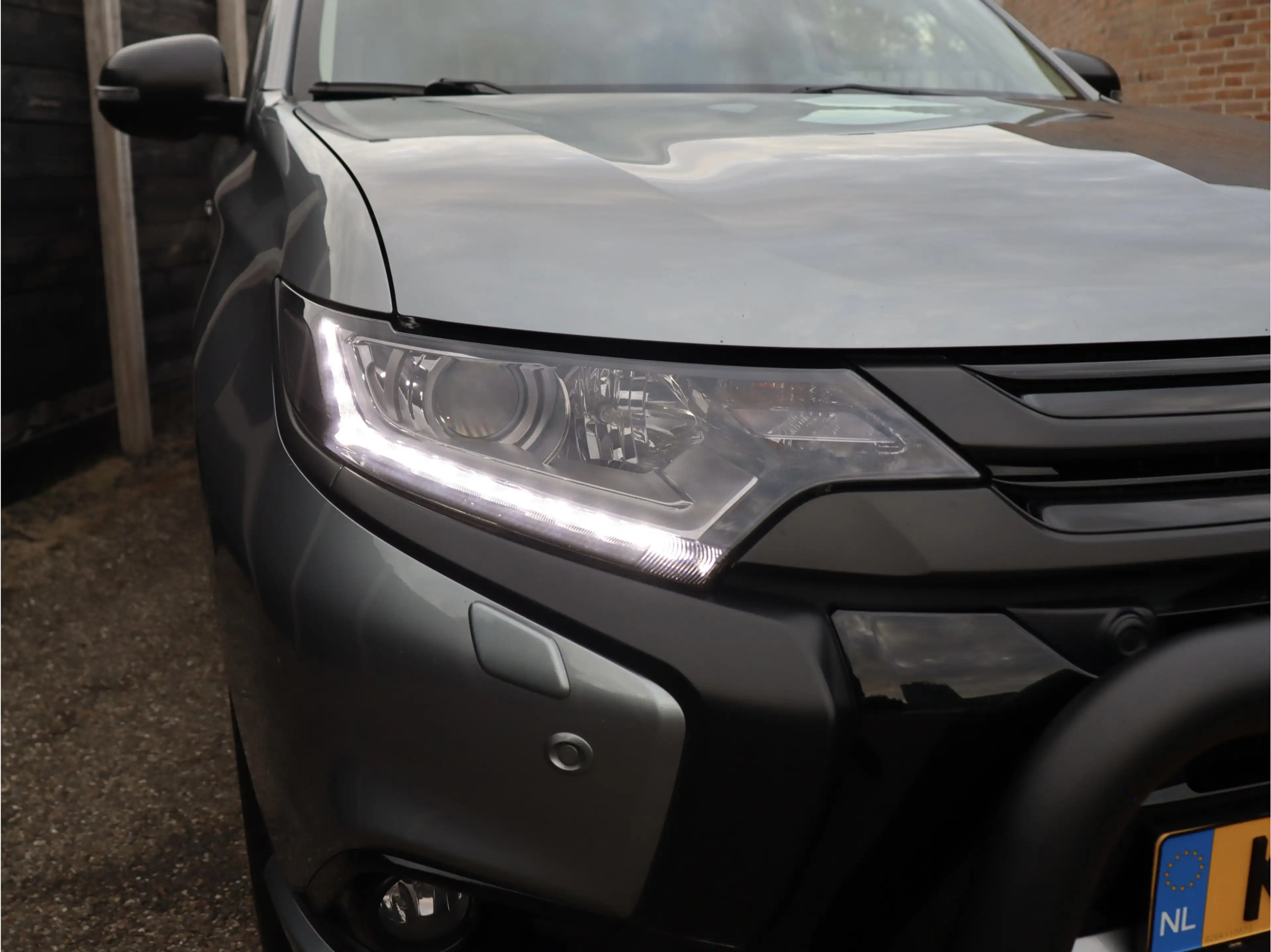 Mitsubishi Outlander 2.0 PHEV Executive Edition NL-auto | bullbar | 20 — photo 6