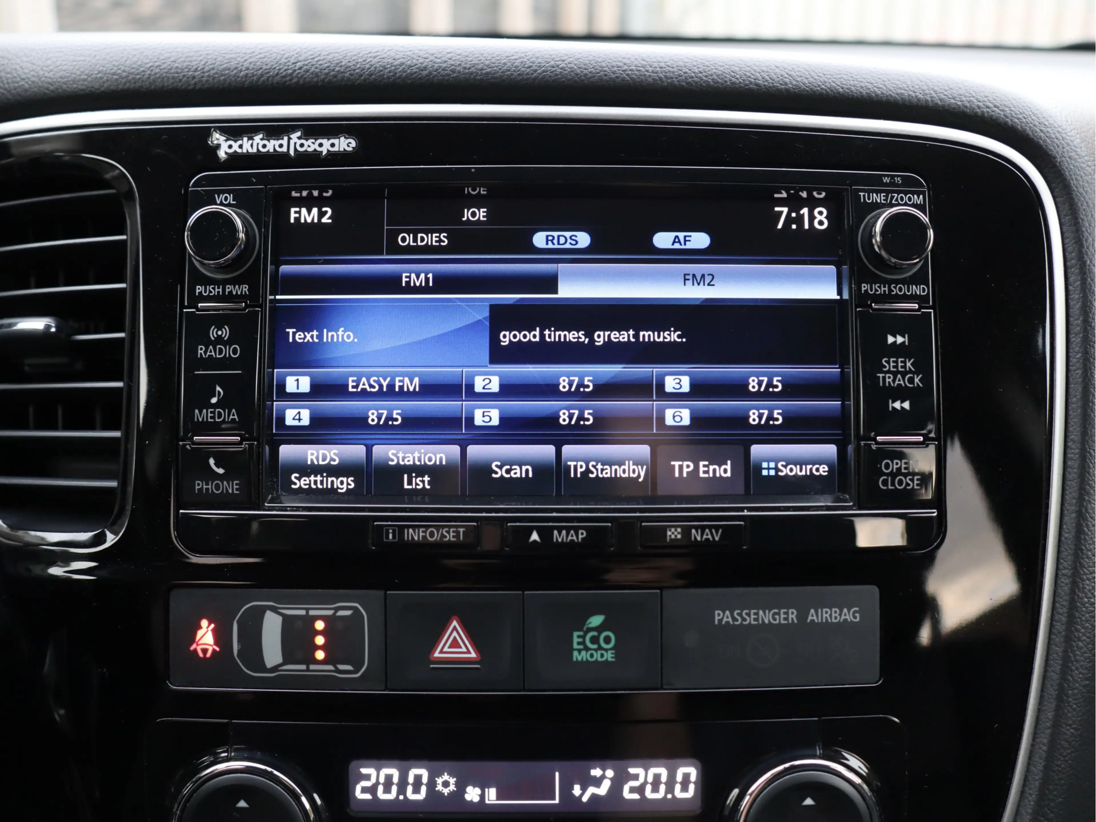 Mitsubishi Outlander 2.0 PHEV Executive Edition NL-auto | bullbar | 20 — photo 36