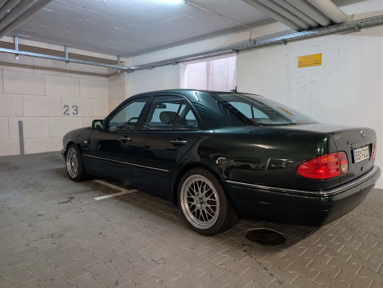 Mercedes-Benz E 240 Avantgarde, foto 6