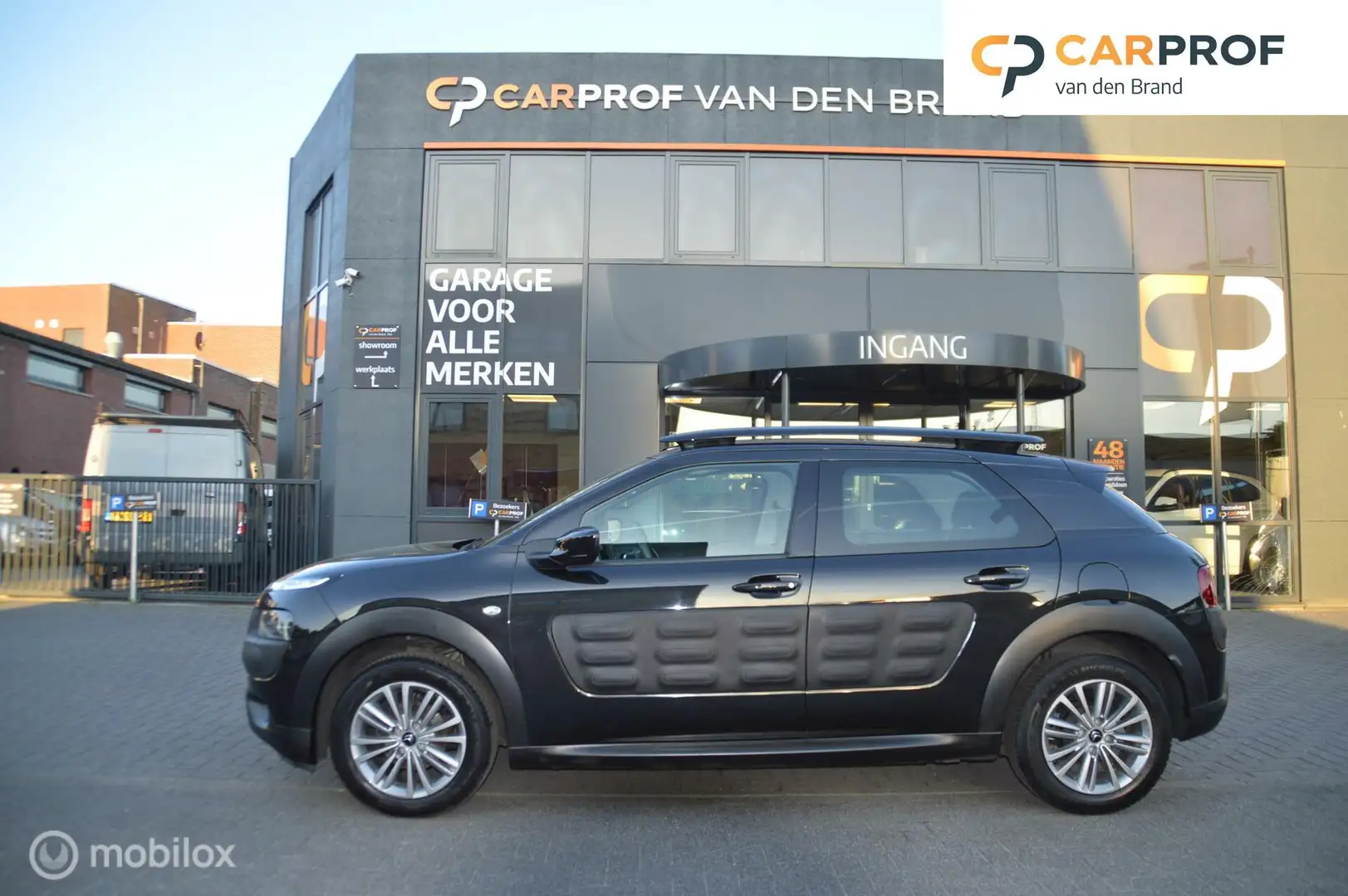 Citroen C4 Cactus 1.2 PureTech Business Negro - 2