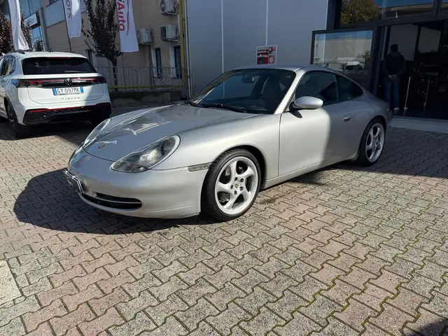 Porsche 996 (911) Carrera Coupe 3.4 Tiptronic *ASI*
