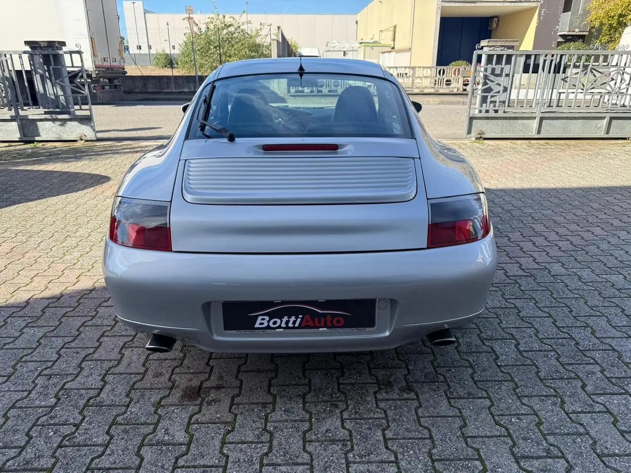 Porsche 996 (911) Carrera Coupe 3.4 Tiptronic *ASI*, foto 5