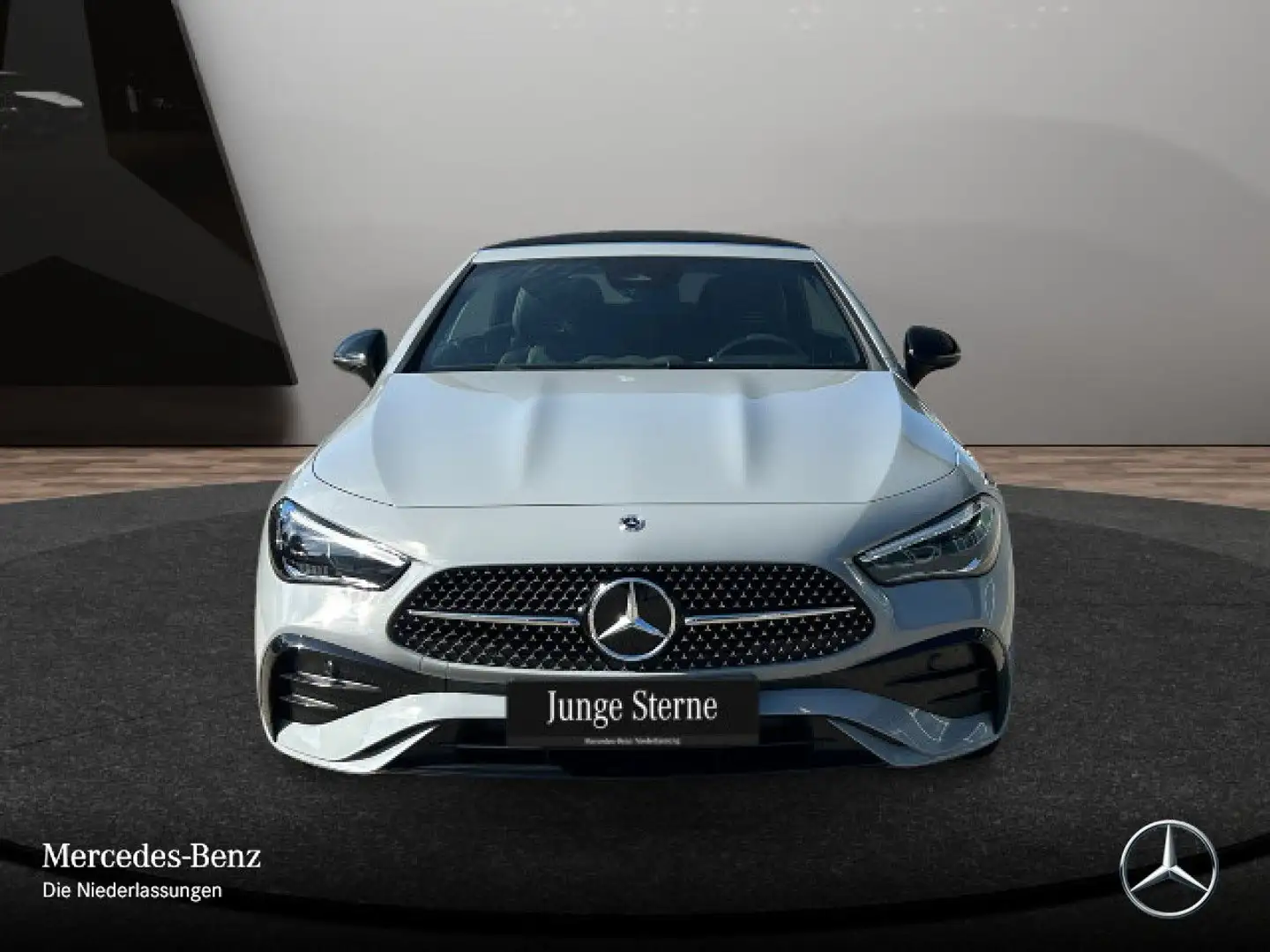 Mercedes-Benz CLE 200 AMG+NIGHT+LED+KAMERA+TOTW+KEYLESS+9G Grau - 2