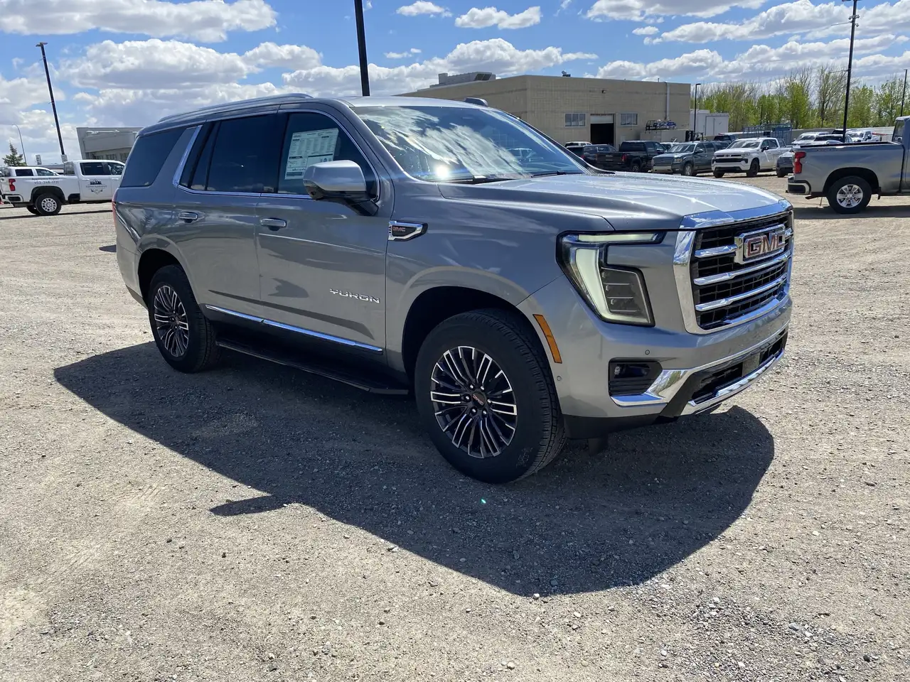 GMC Yukon снимка GMC Yukon