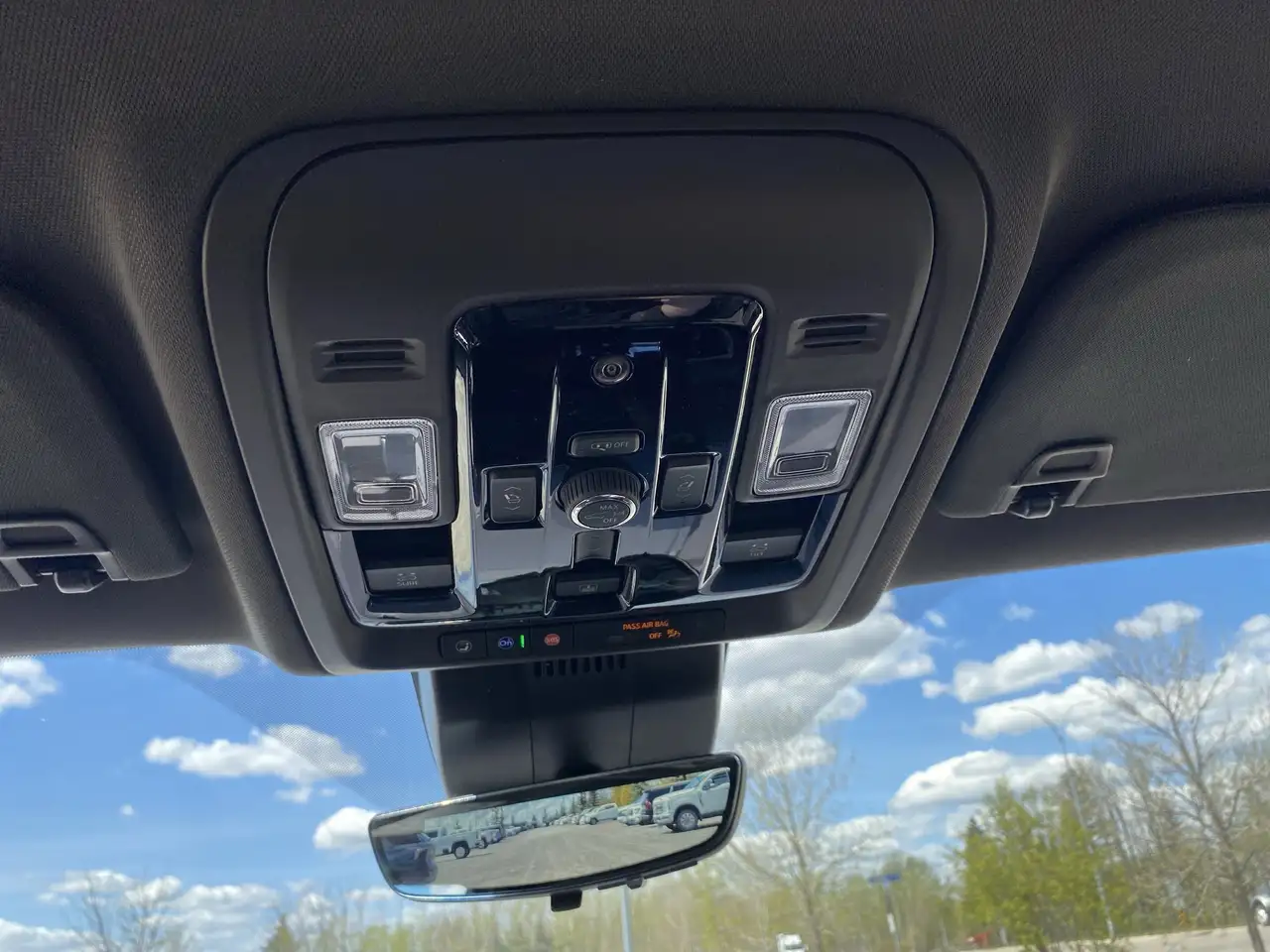 GMC Yukon снимка GMC Yukon