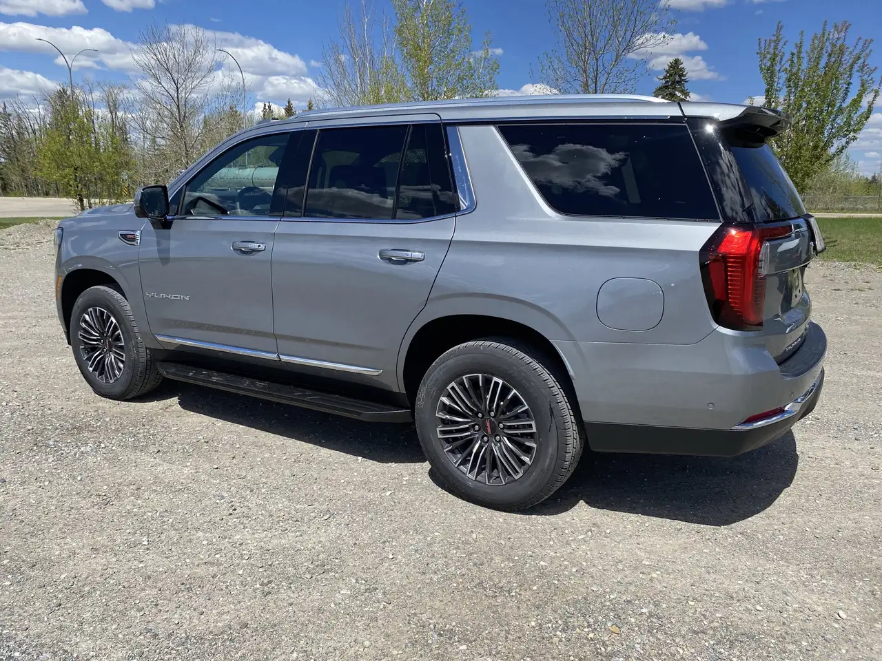GMC Yukon снимка GMC Yukon