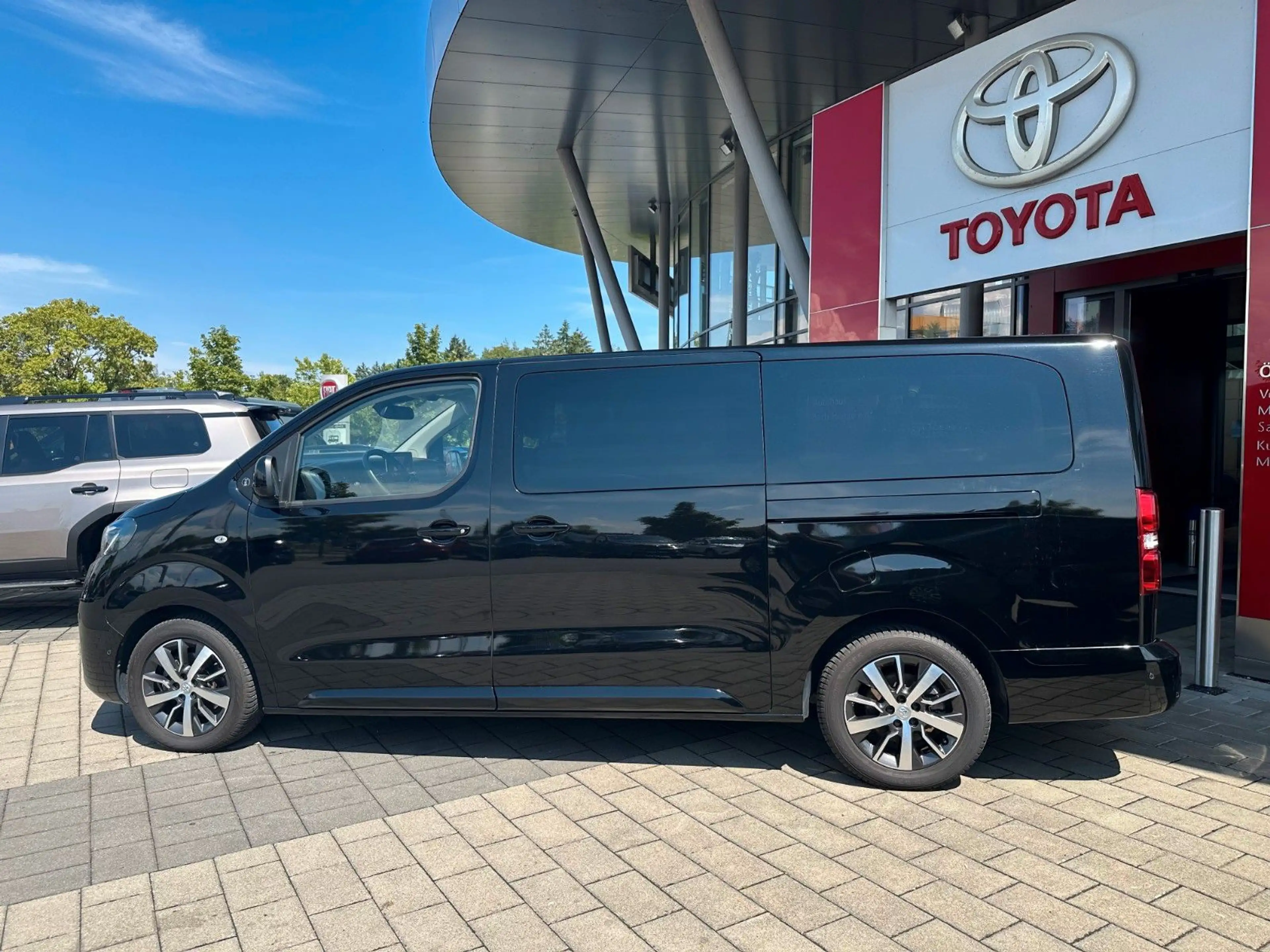 Toyota Proace Verso L2 Team Deutschland,NAVI,LED,KAMERA — photo 3