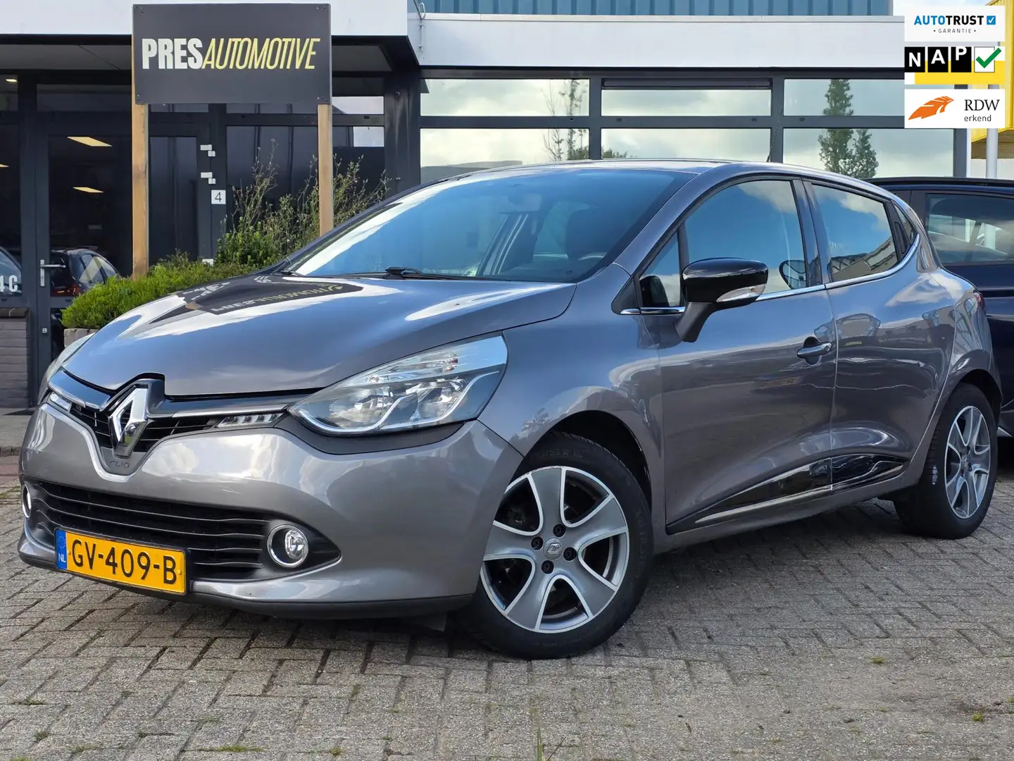 Renault Clio 0.9 TCe ECO Night&Day |AIRCO|CRUISE|NAVI|PDC Grijs - 1