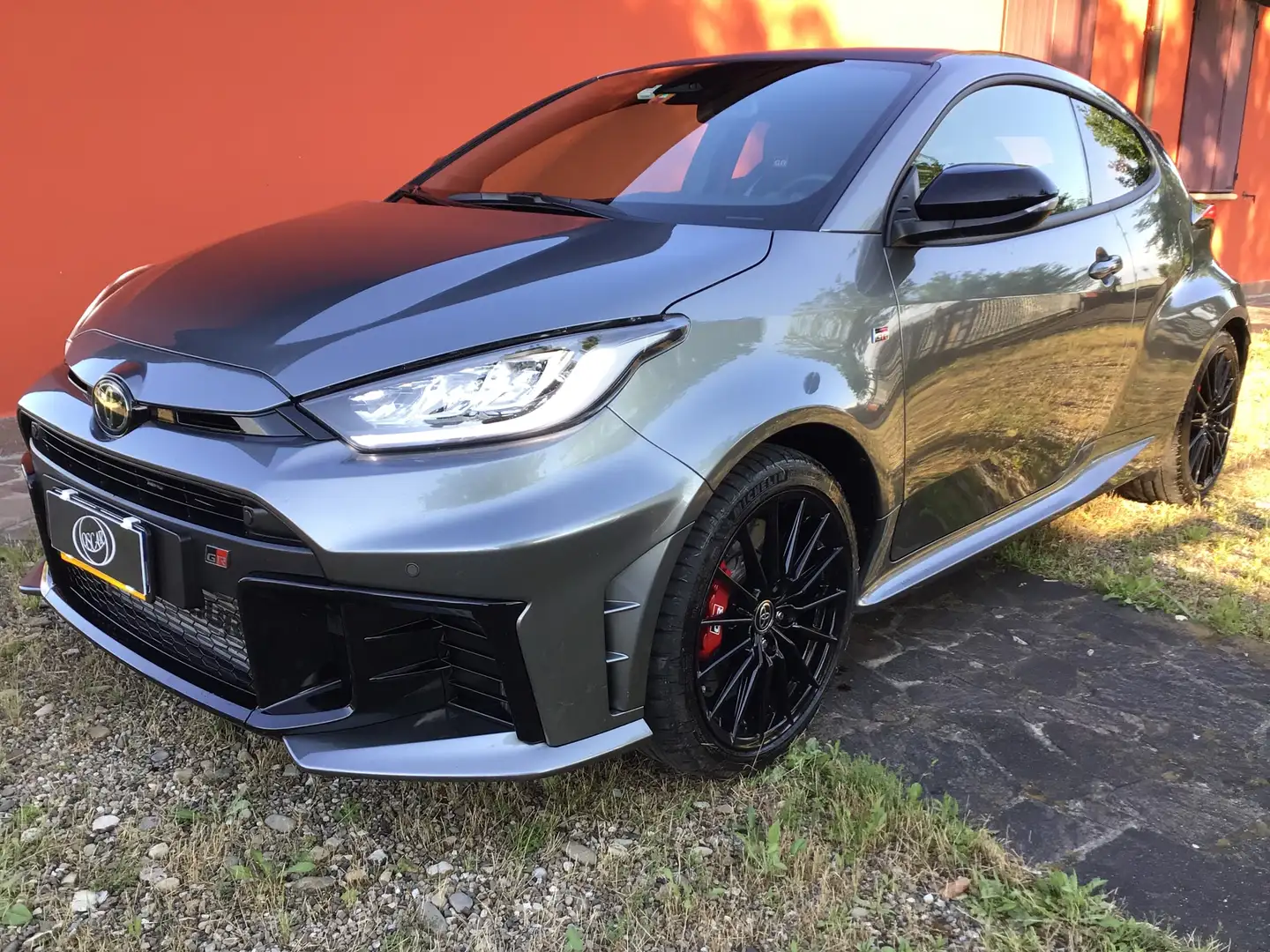 Toyota Yaris 1.6 Circuit UNICOPROPRIETARIO UFFICIALE ITALIA Grigio - 2