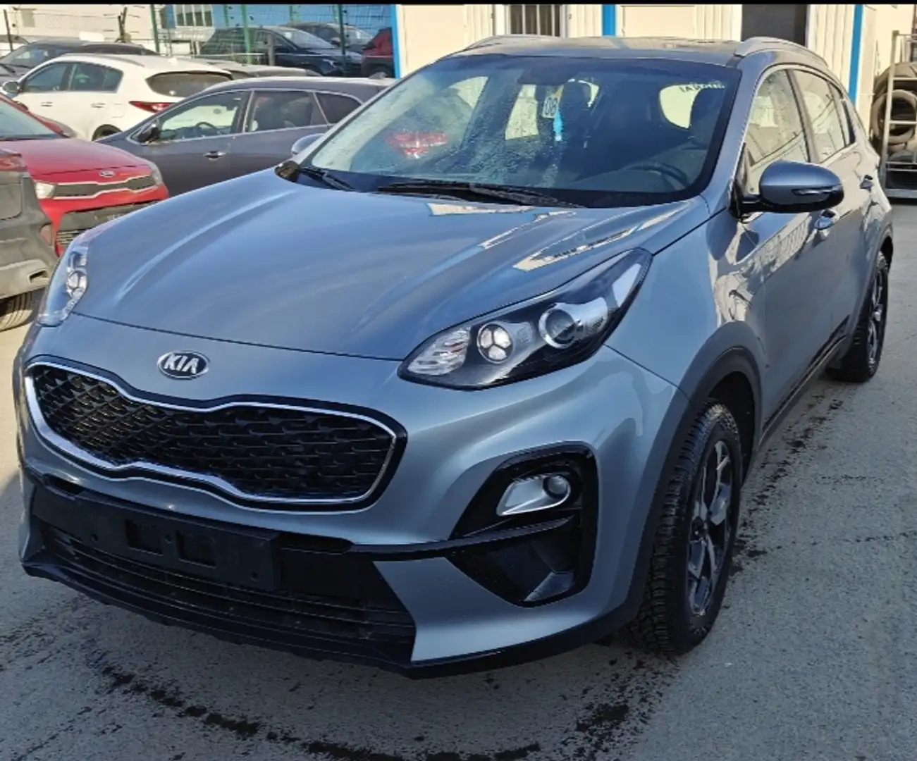 Kia Sportage MUST 1.6 CRDI 115 CV Modrá - 2