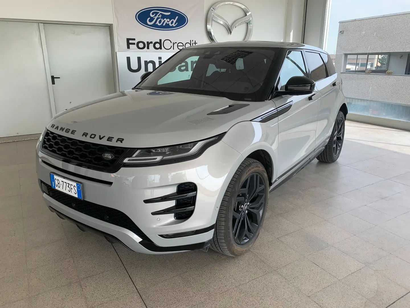 Land Rover Range Rover Evoque 2.0d i4 mhev R-Dynamic SE awd 240cv auto PERFETTA Beige - 1