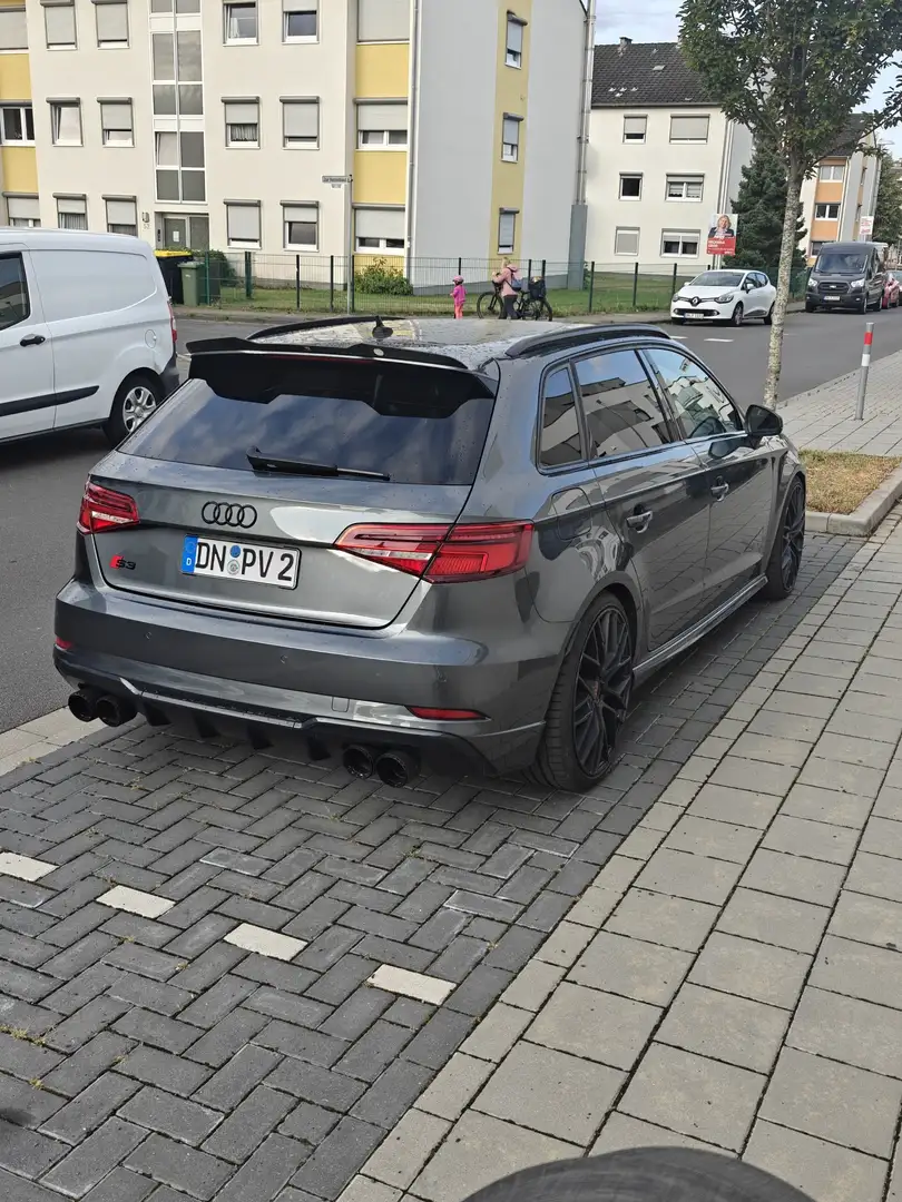 Audi S3 TFSI Sportback S tronic - 1